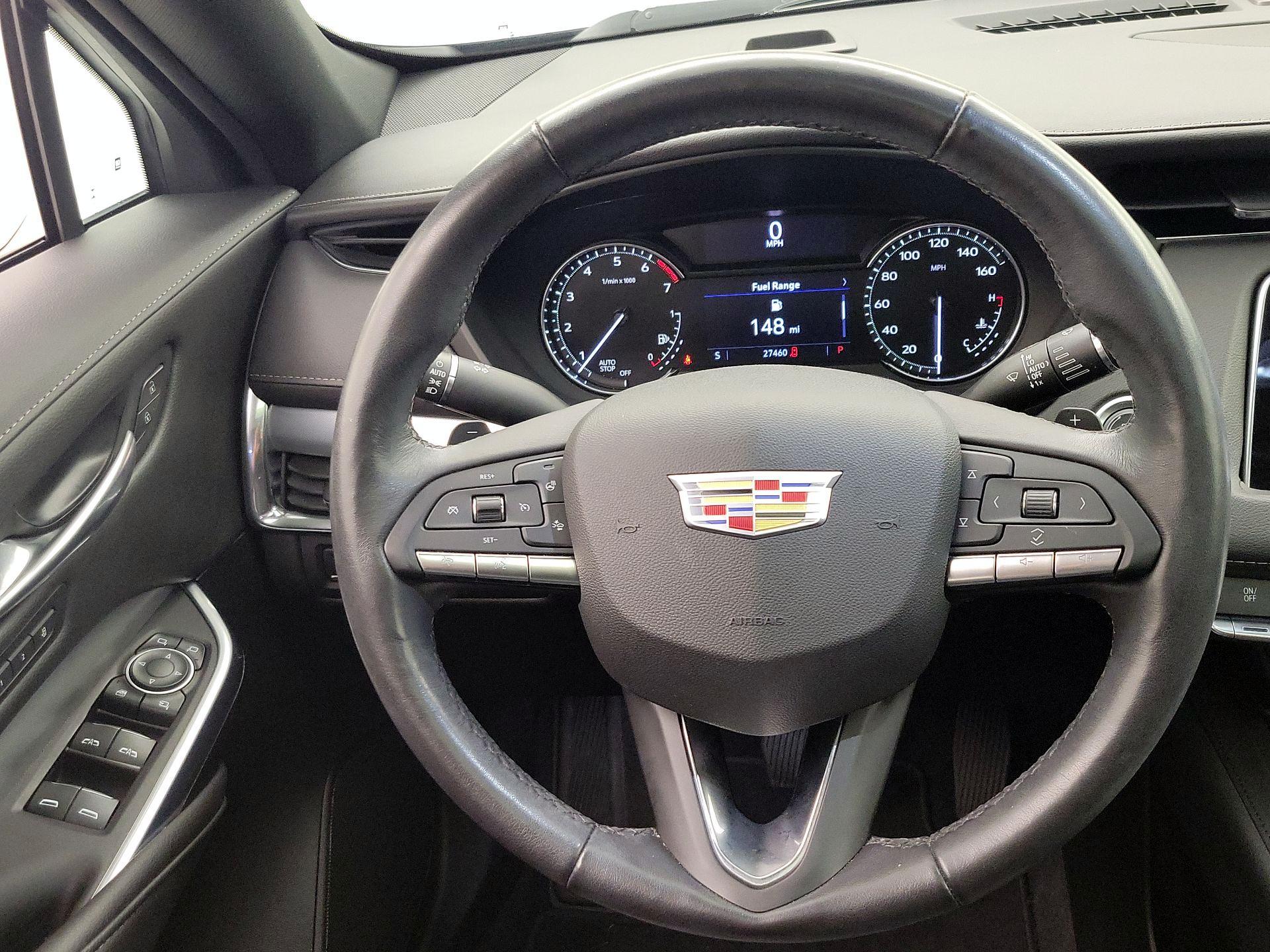 Thumbnail: 2023 Cadillac XT4 - 10