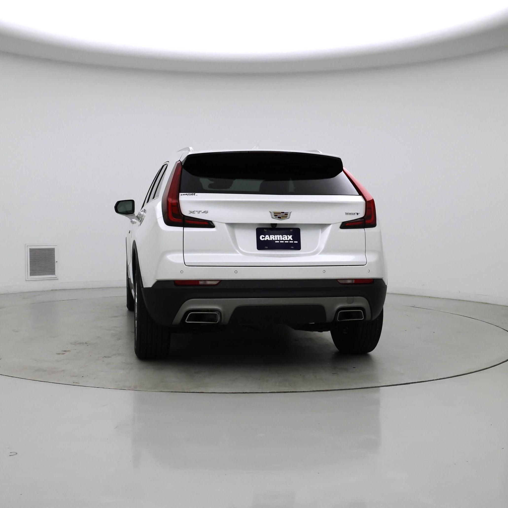 Thumbnail: 2023 Cadillac XT4 - 6