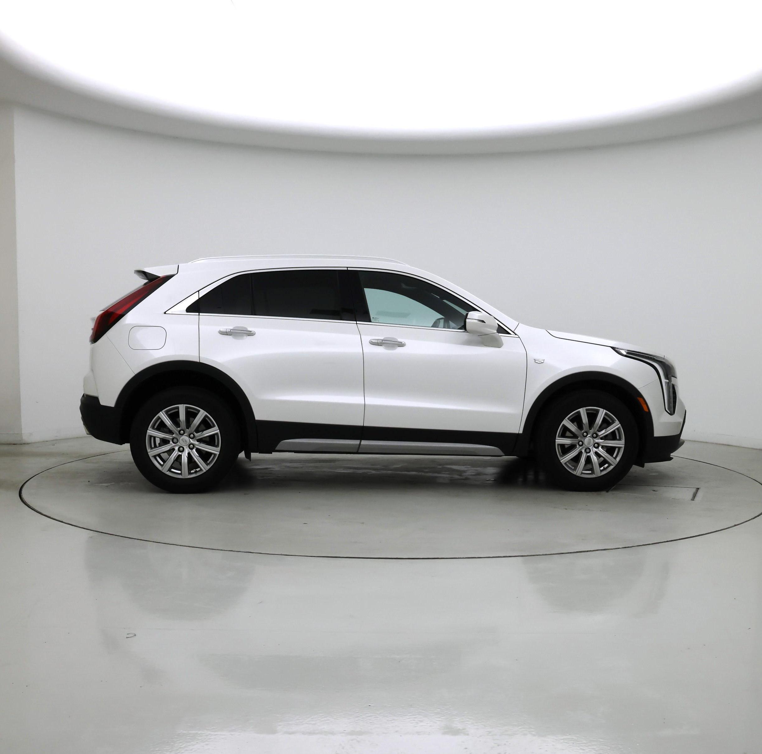 Thumbnail: 2023 Cadillac XT4 - 7