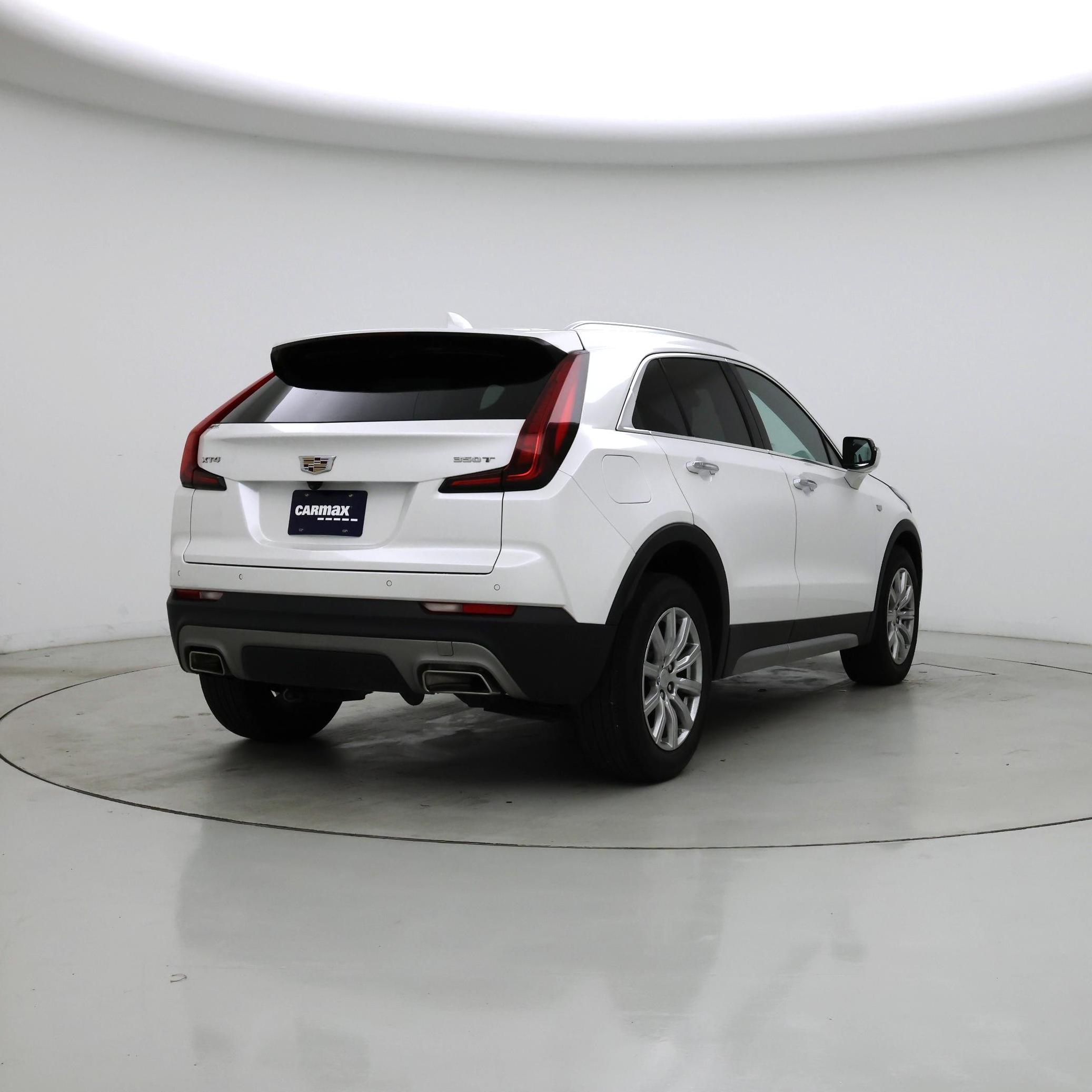 Thumbnail: 2023 Cadillac XT4 - 8