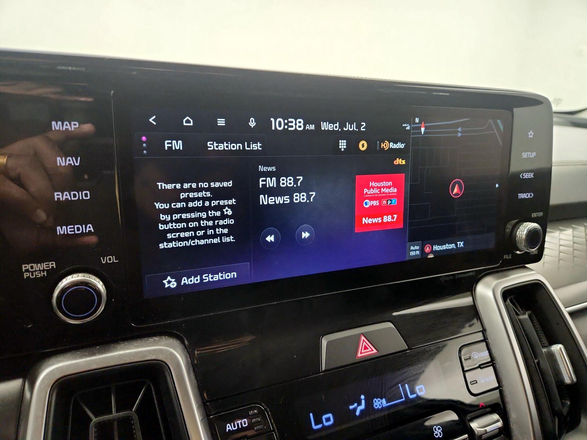Thumbnail: 2023 Kia Sorento - 14