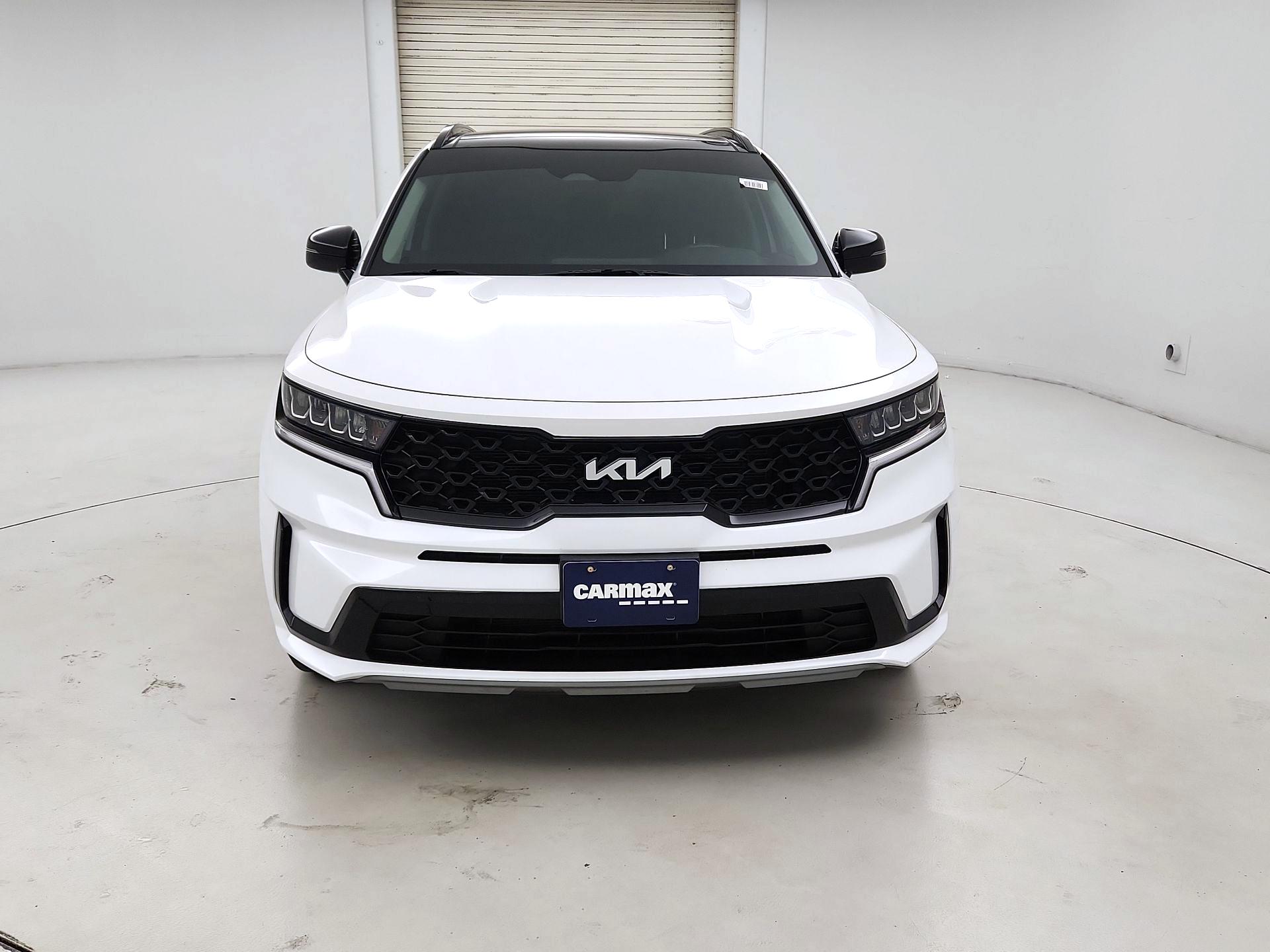 Thumbnail: 2023 Kia Sorento - 2