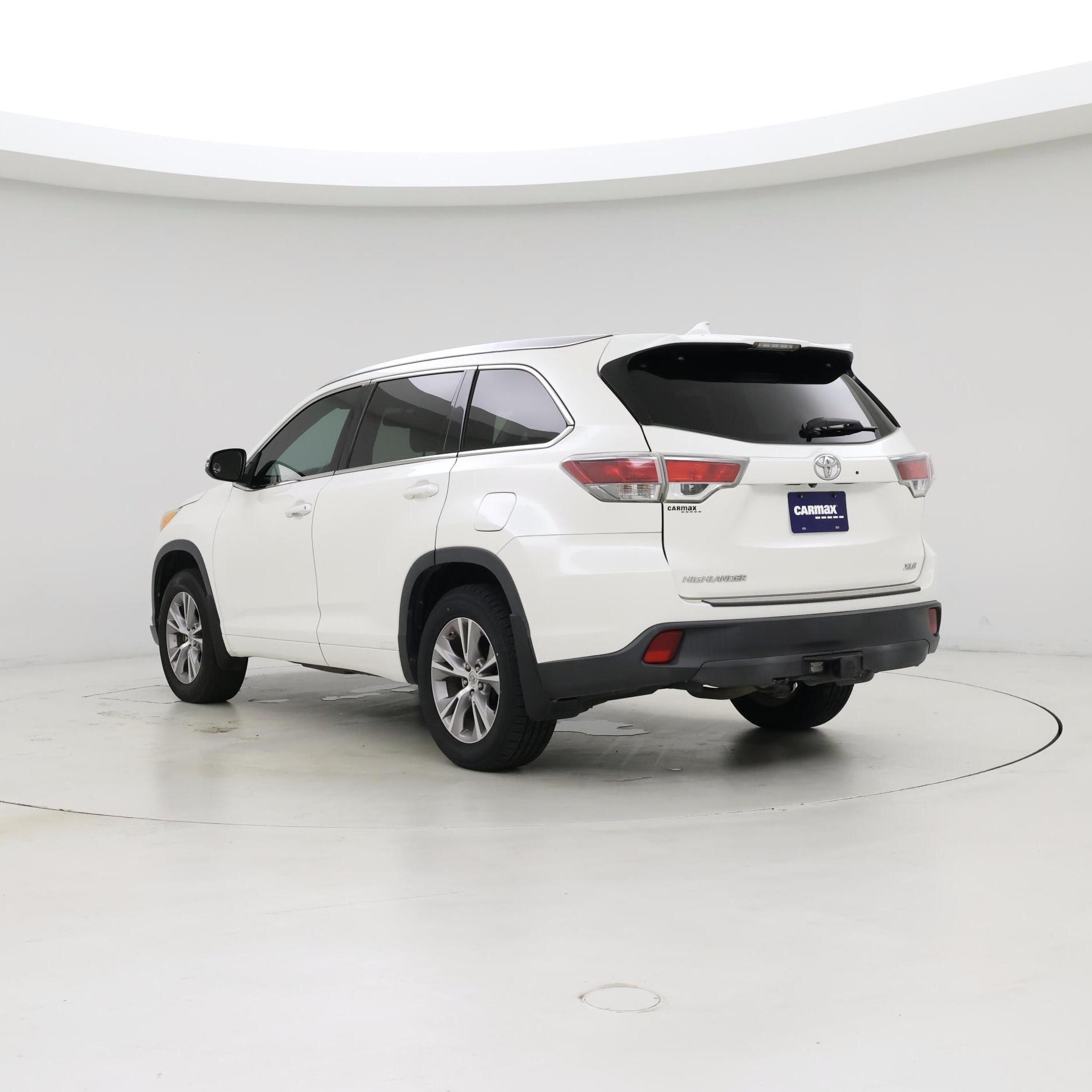 Thumbnail: 2014 Toyota Highlander - 2