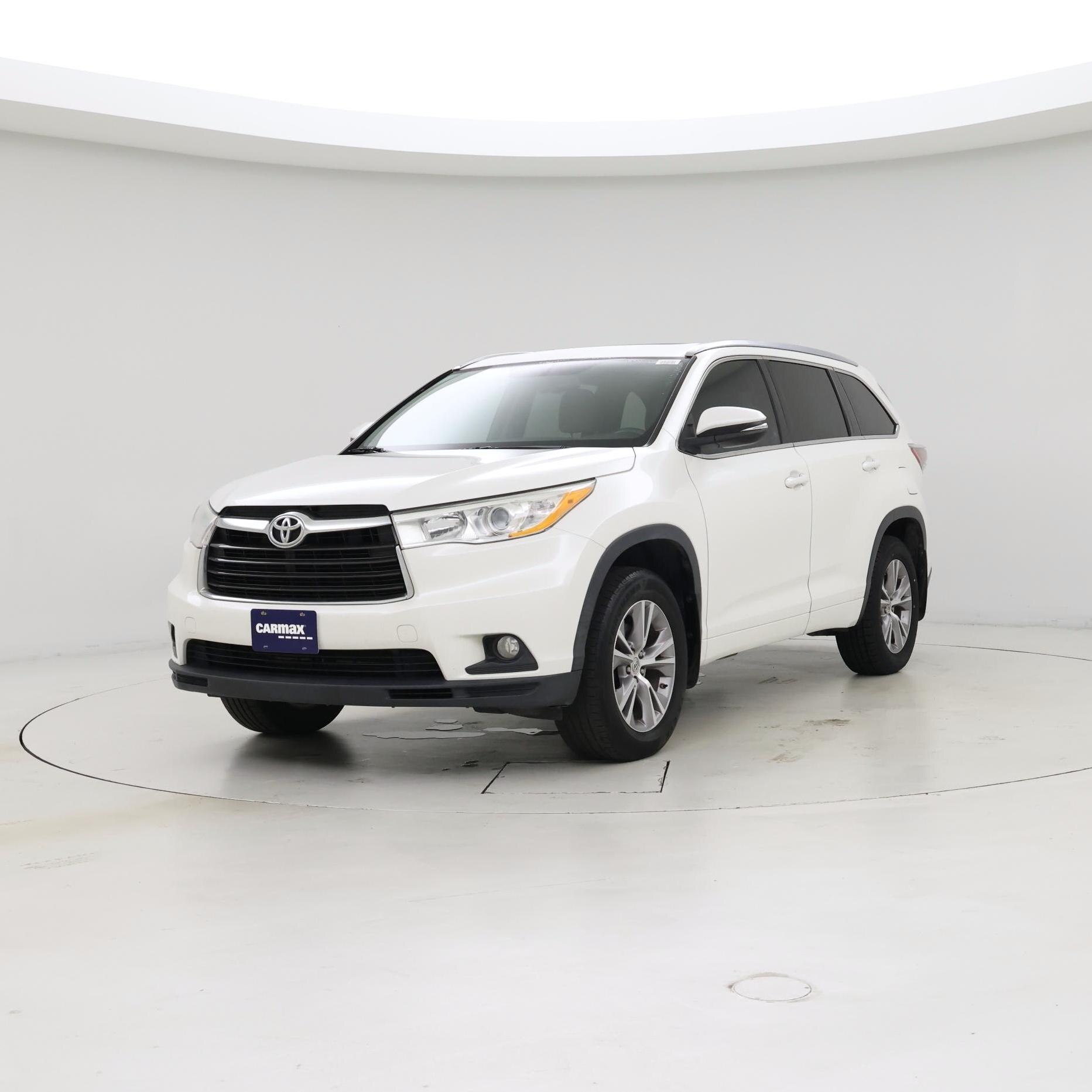 Thumbnail: 2014 Toyota Highlander - 4