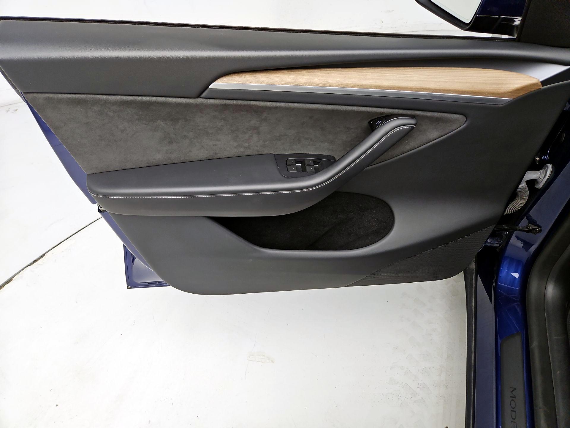 Thumbnail: 2024 Tesla Model Y - 12