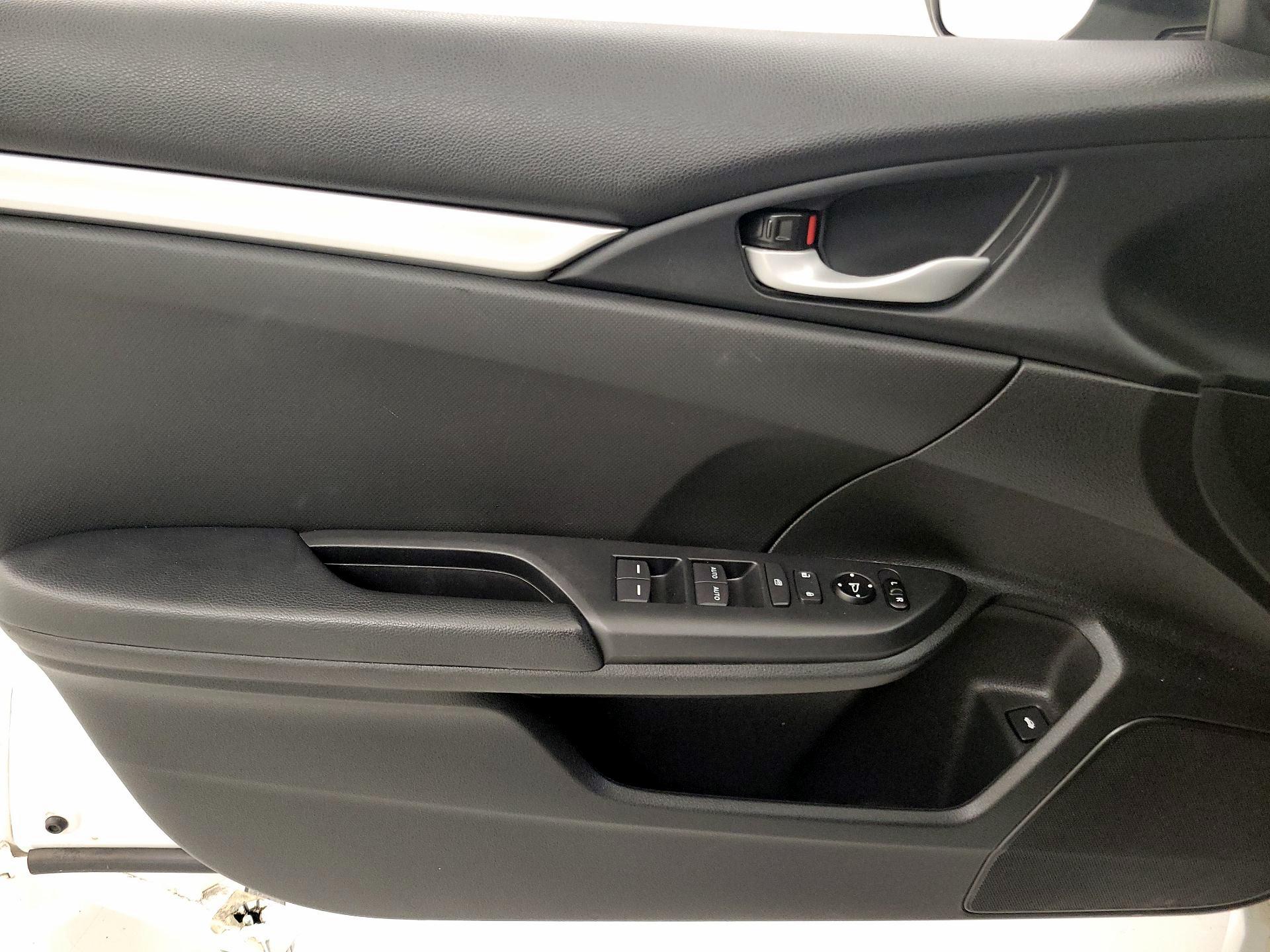 Thumbnail: 2019 Honda Civic - 12