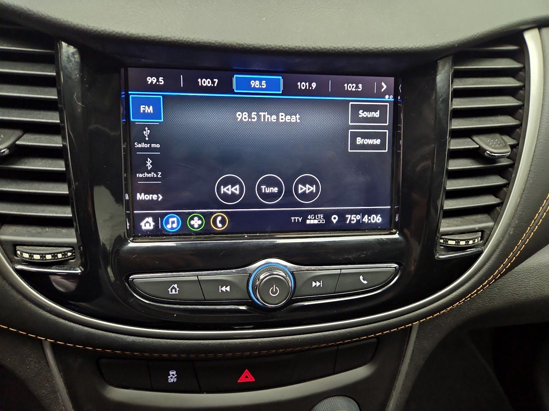 Thumbnail: 2019 Chevrolet Trax - 15