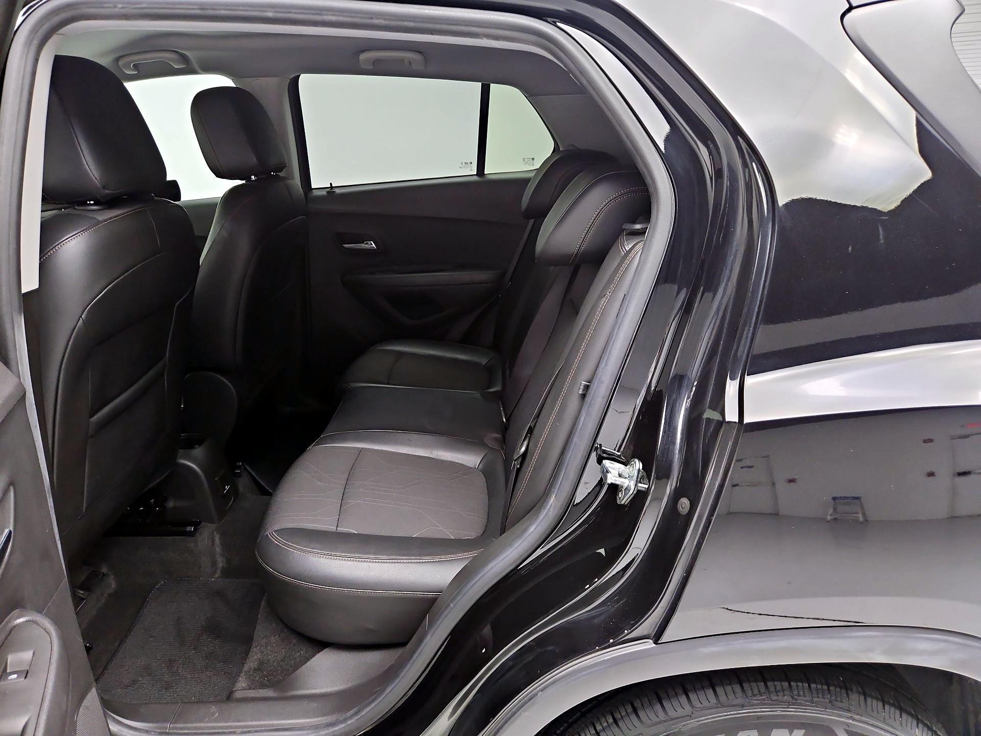 Thumbnail: 2019 Chevrolet Trax - 19