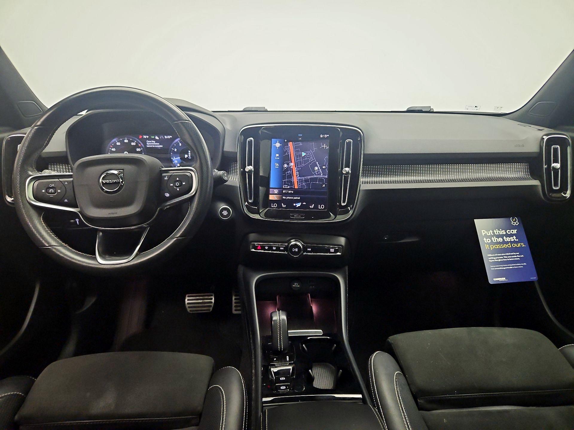 Thumbnail: 2021 Volvo XC40 - 9