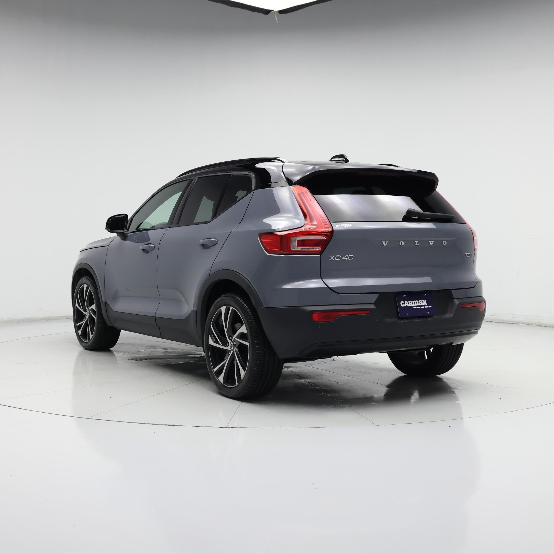 Thumbnail: 2021 Volvo XC40 - 2