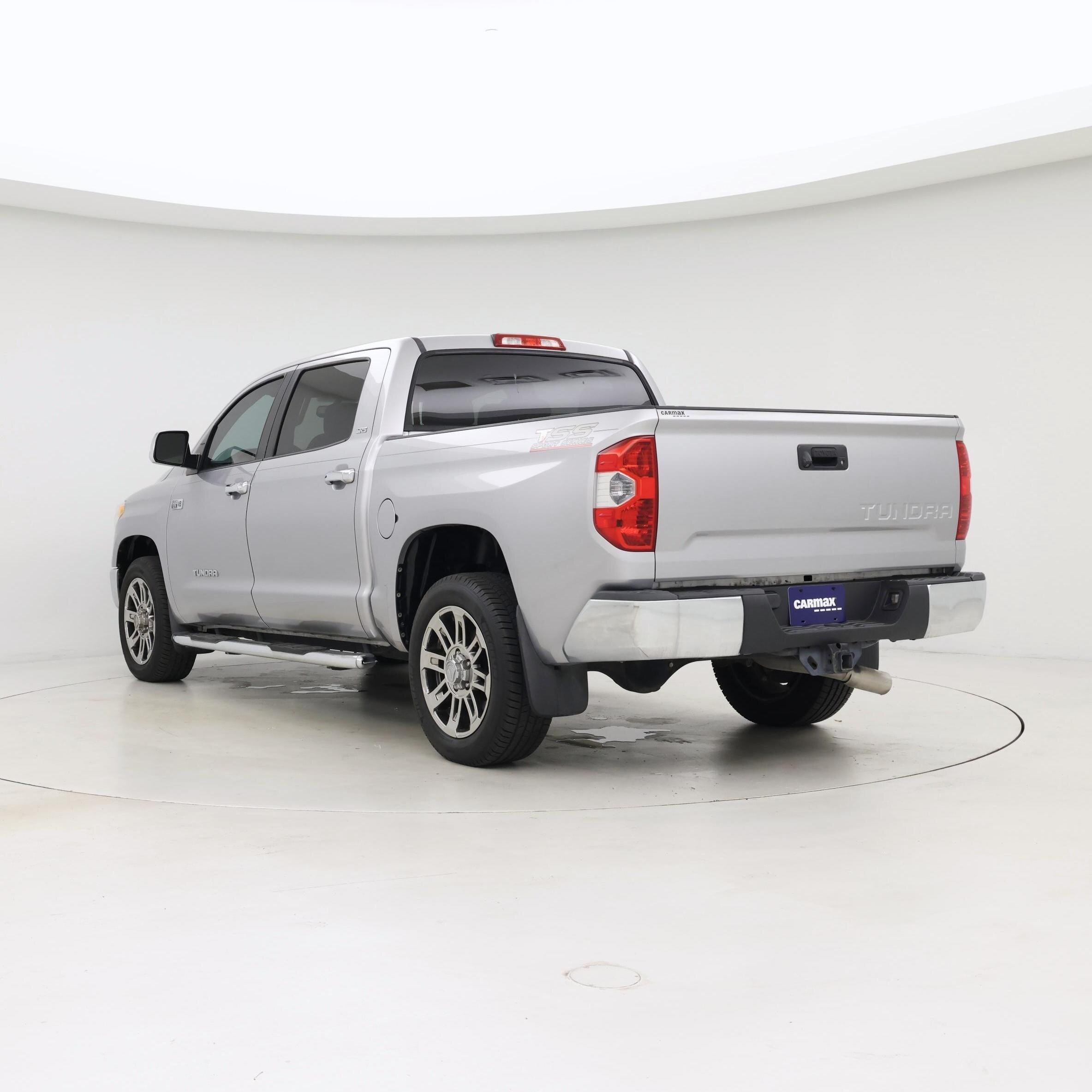 Thumbnail: 2015 Toyota Tundra - 2