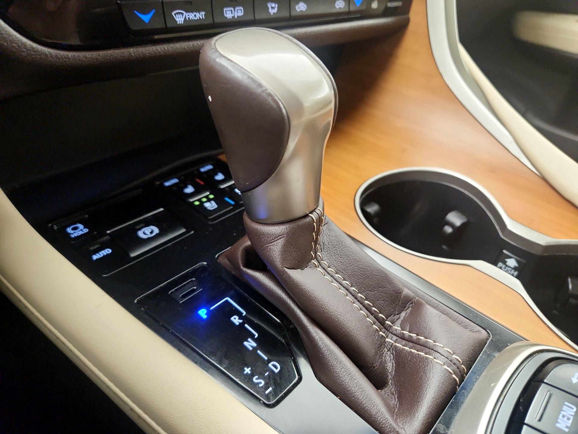 Thumbnail: 2016 Lexus RX - 17
