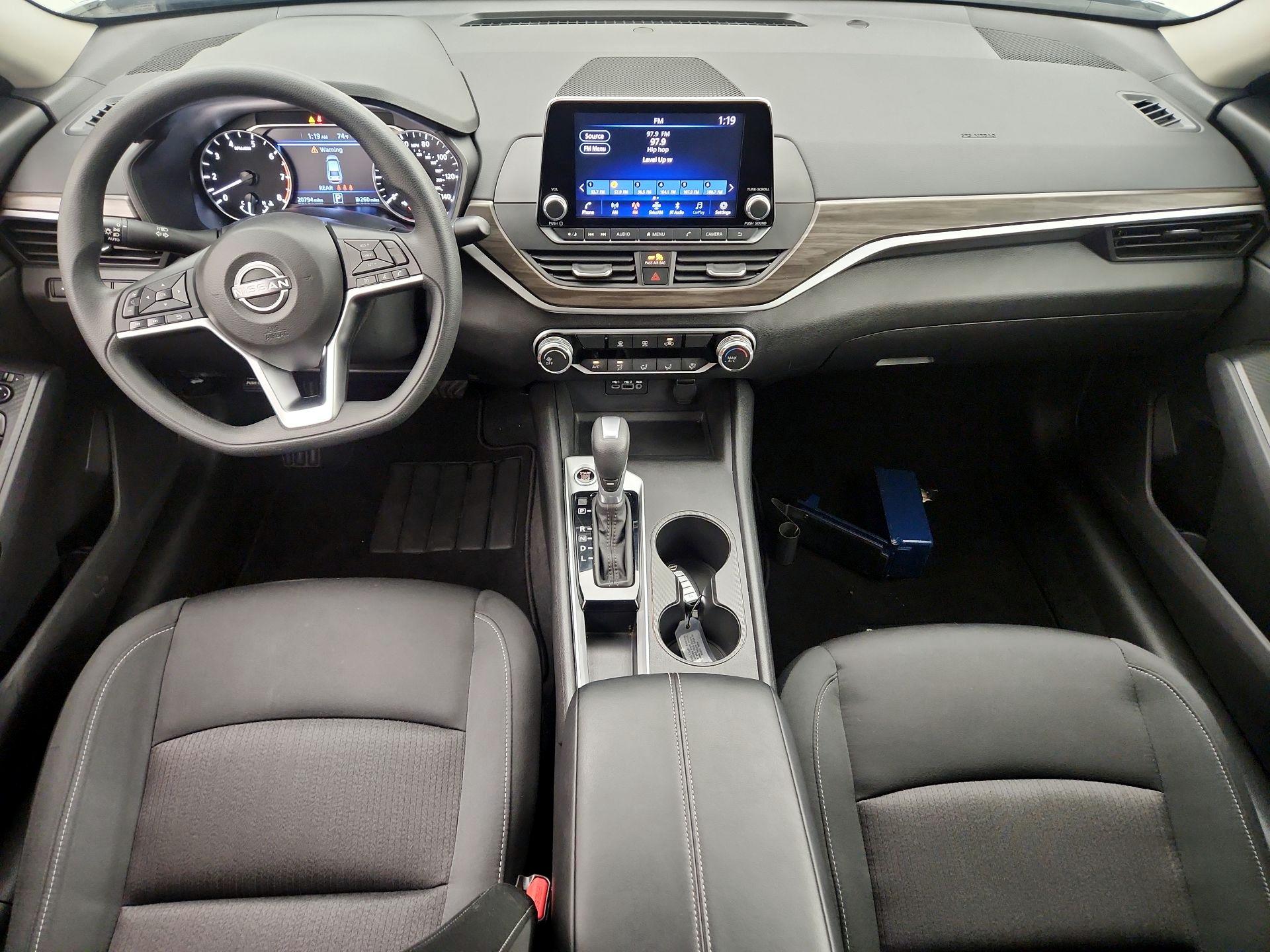 Thumbnail: 2025 Nissan Altima - 9