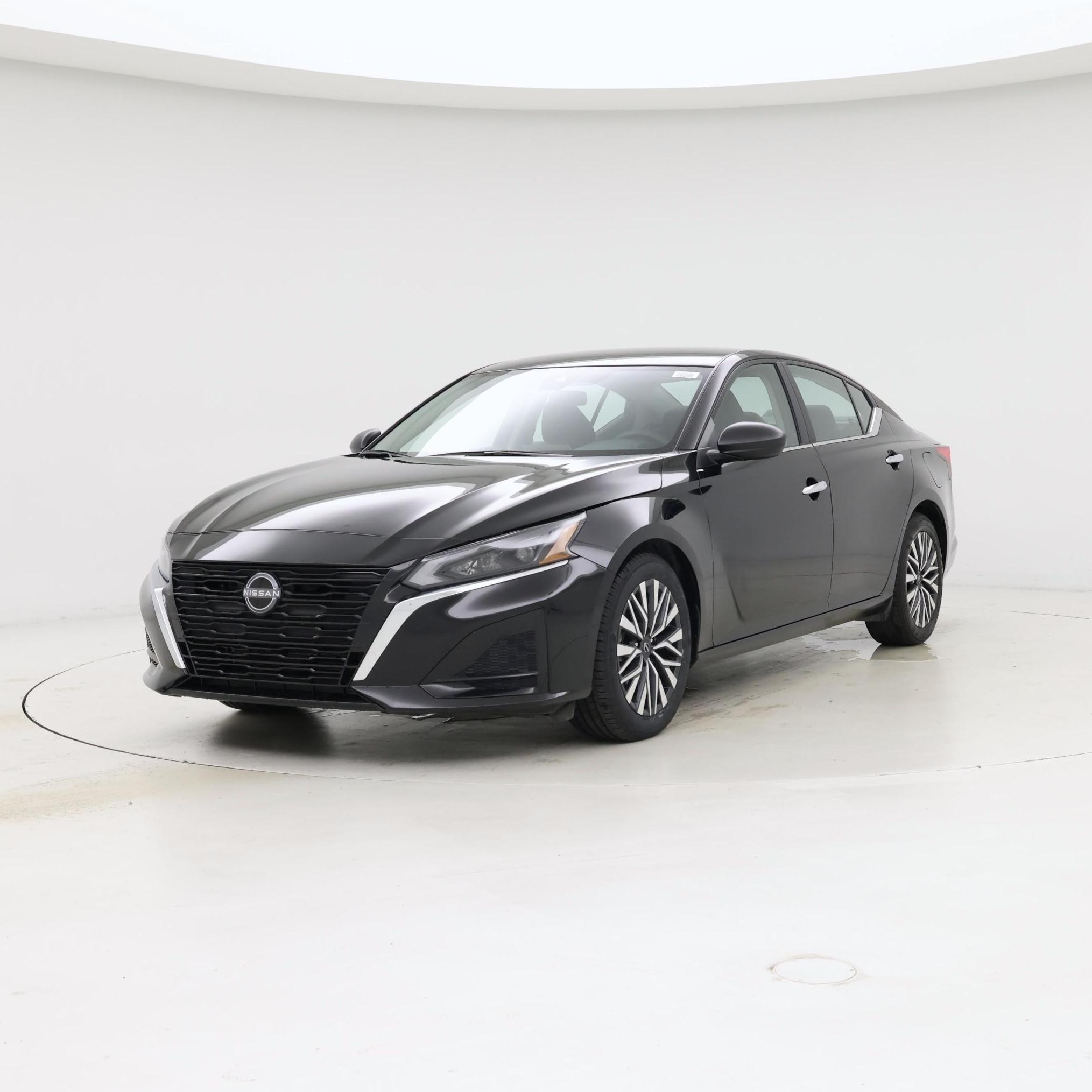 Thumbnail: 2025 Nissan Altima - 4