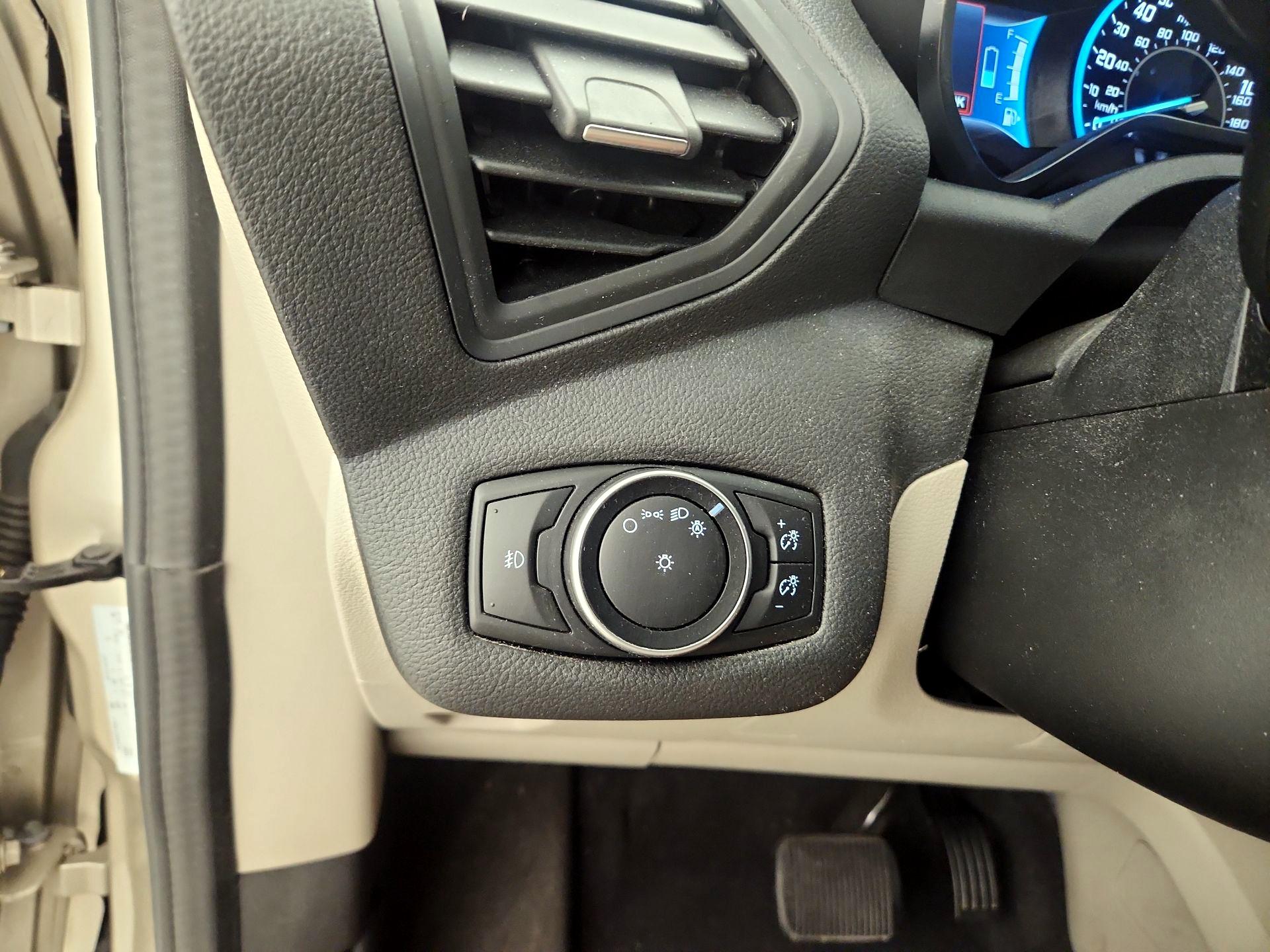 Thumbnail: 2017 Ford C-Max - 13