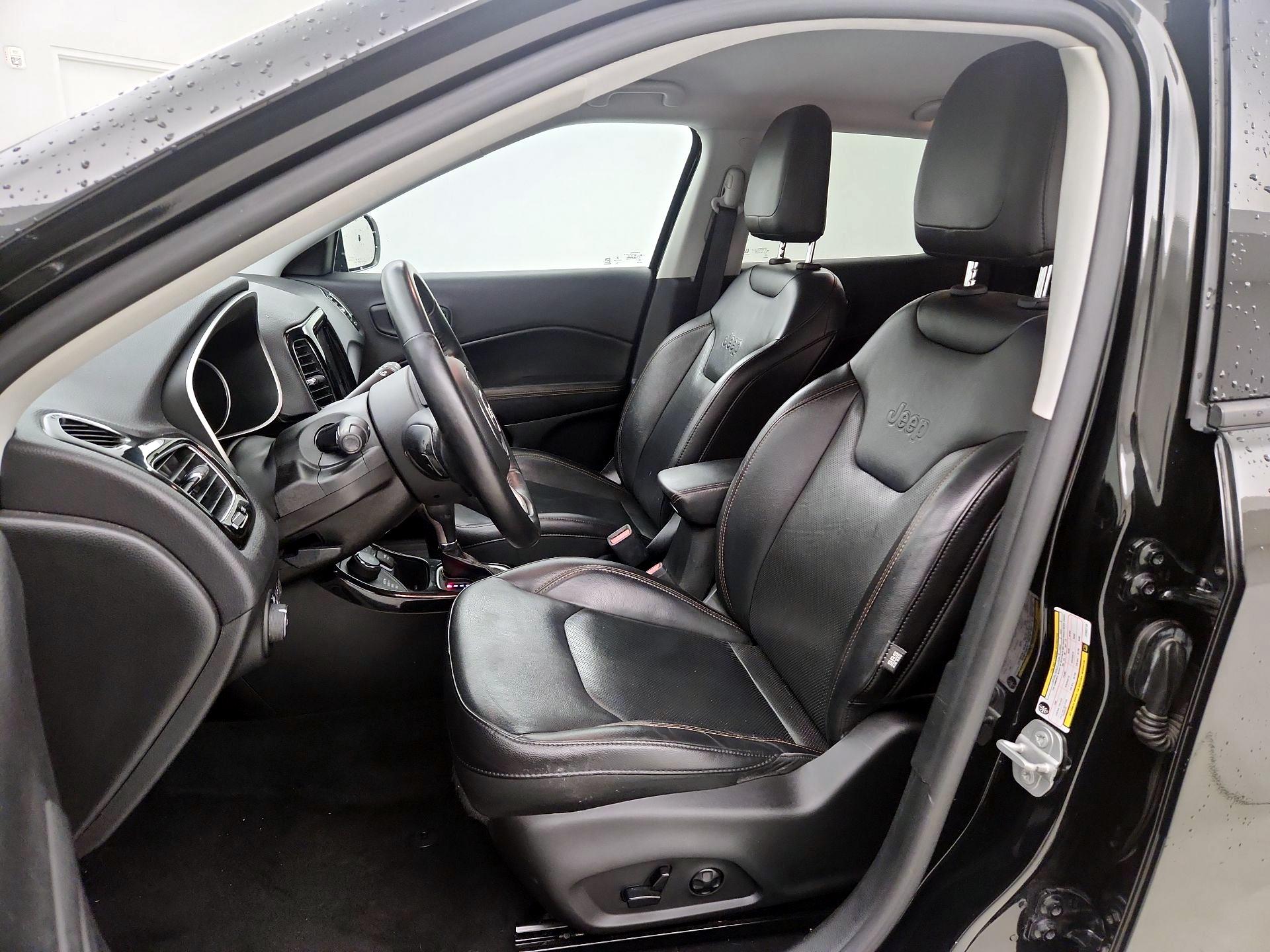 Thumbnail: 2018 Jeep Compass - 11
