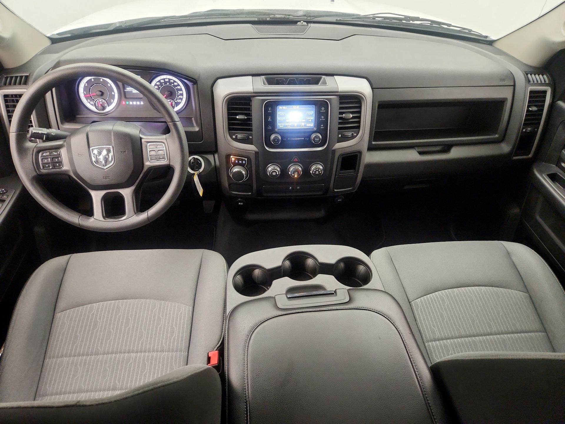 Thumbnail: 2022 RAM 1500 Classic - 9