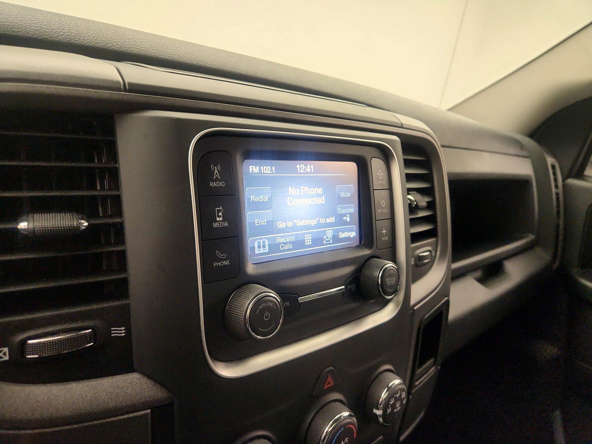Thumbnail: 2022 RAM 1500 Classic - 15