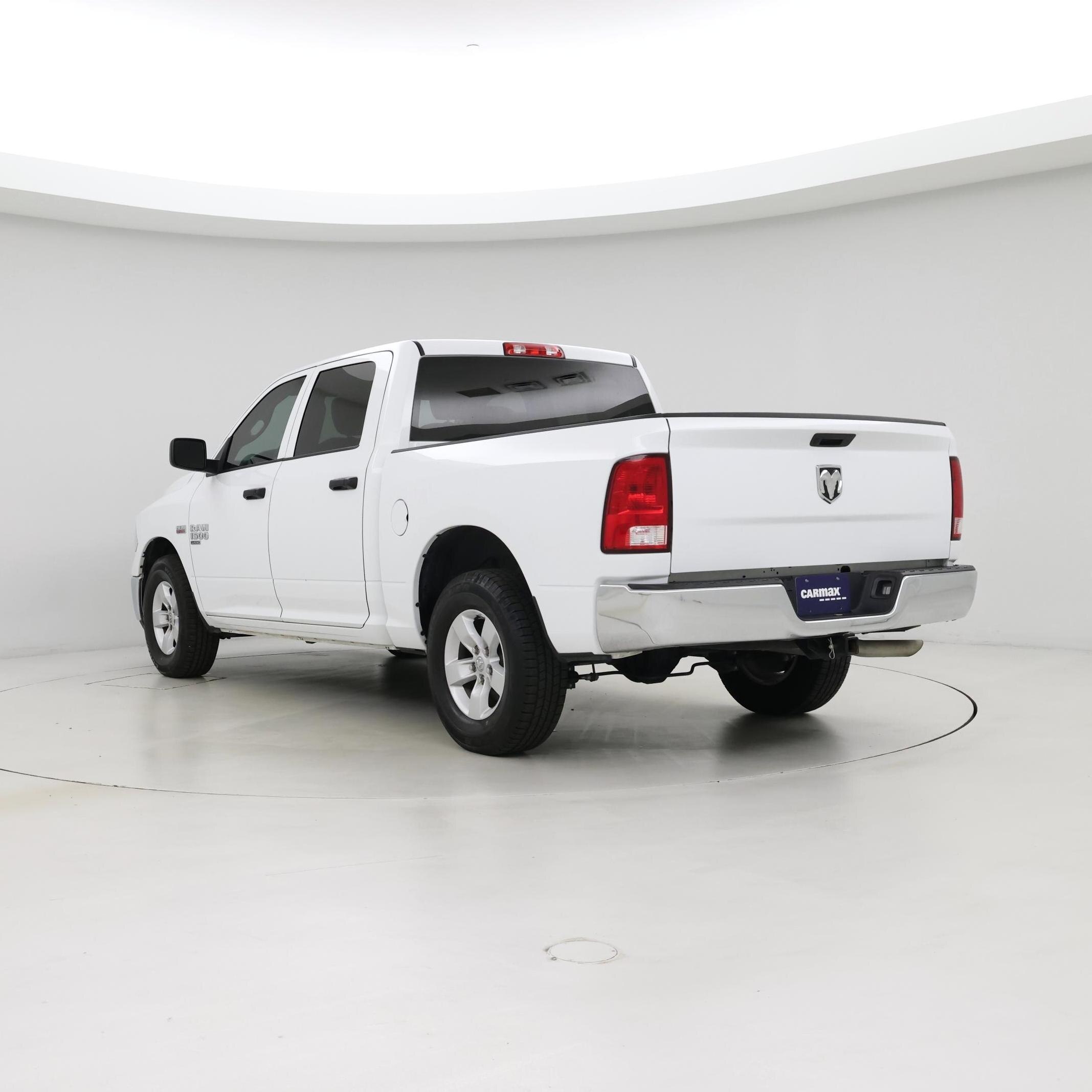 Thumbnail: 2022 RAM 1500 Classic - 2