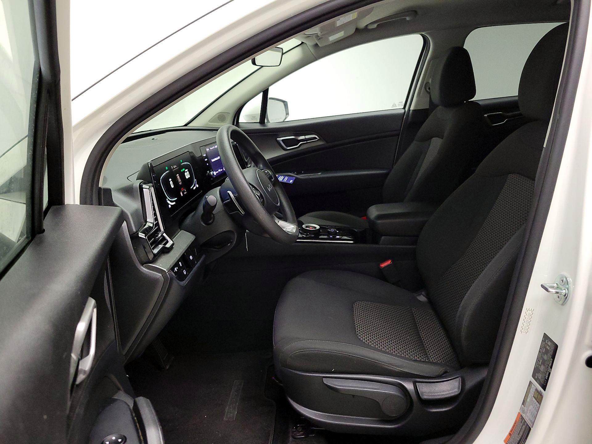 Thumbnail: 2023 Kia Sportage - 11