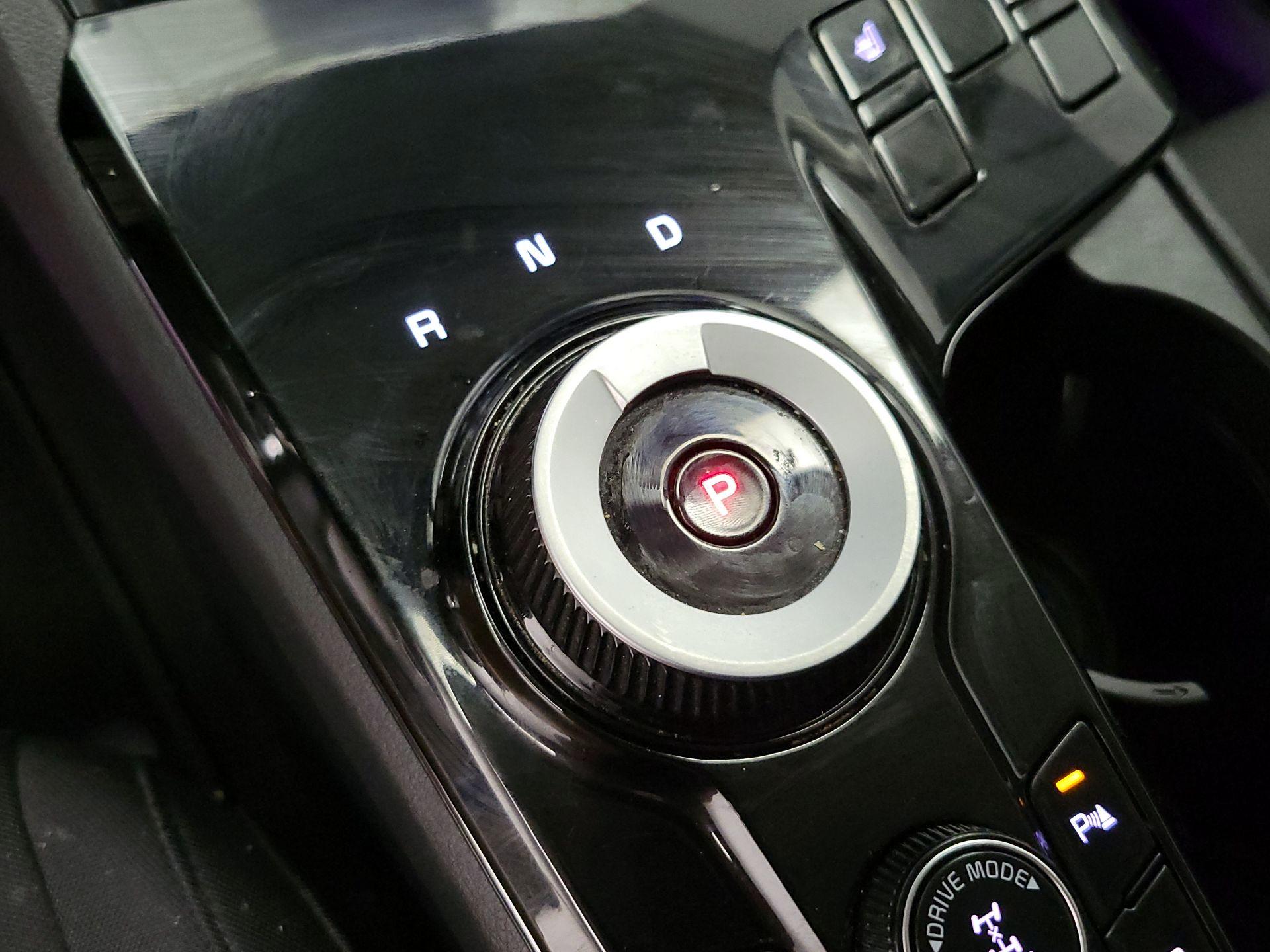 Thumbnail: 2023 Kia Sportage - 17