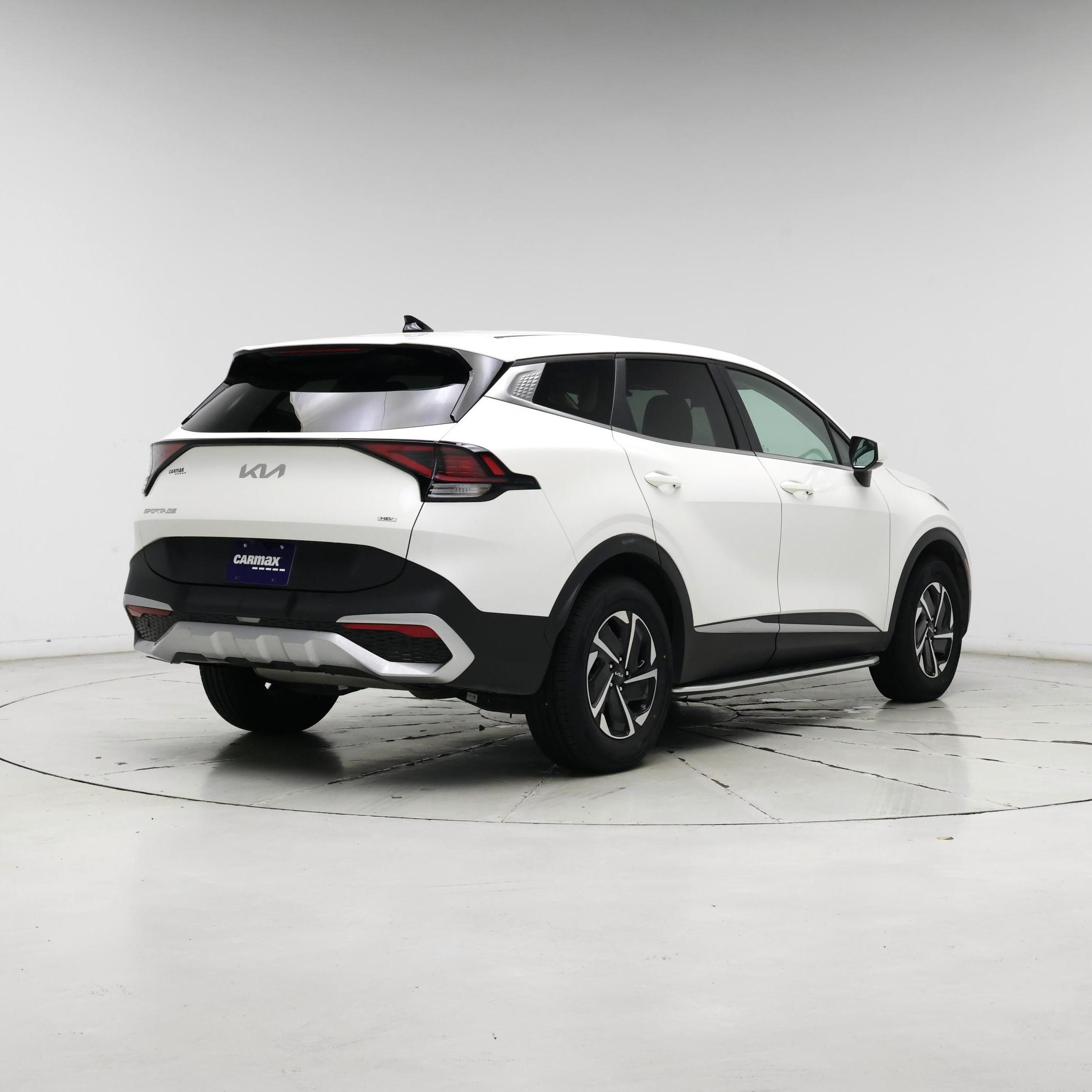 Thumbnail: 2023 Kia Sportage - 8