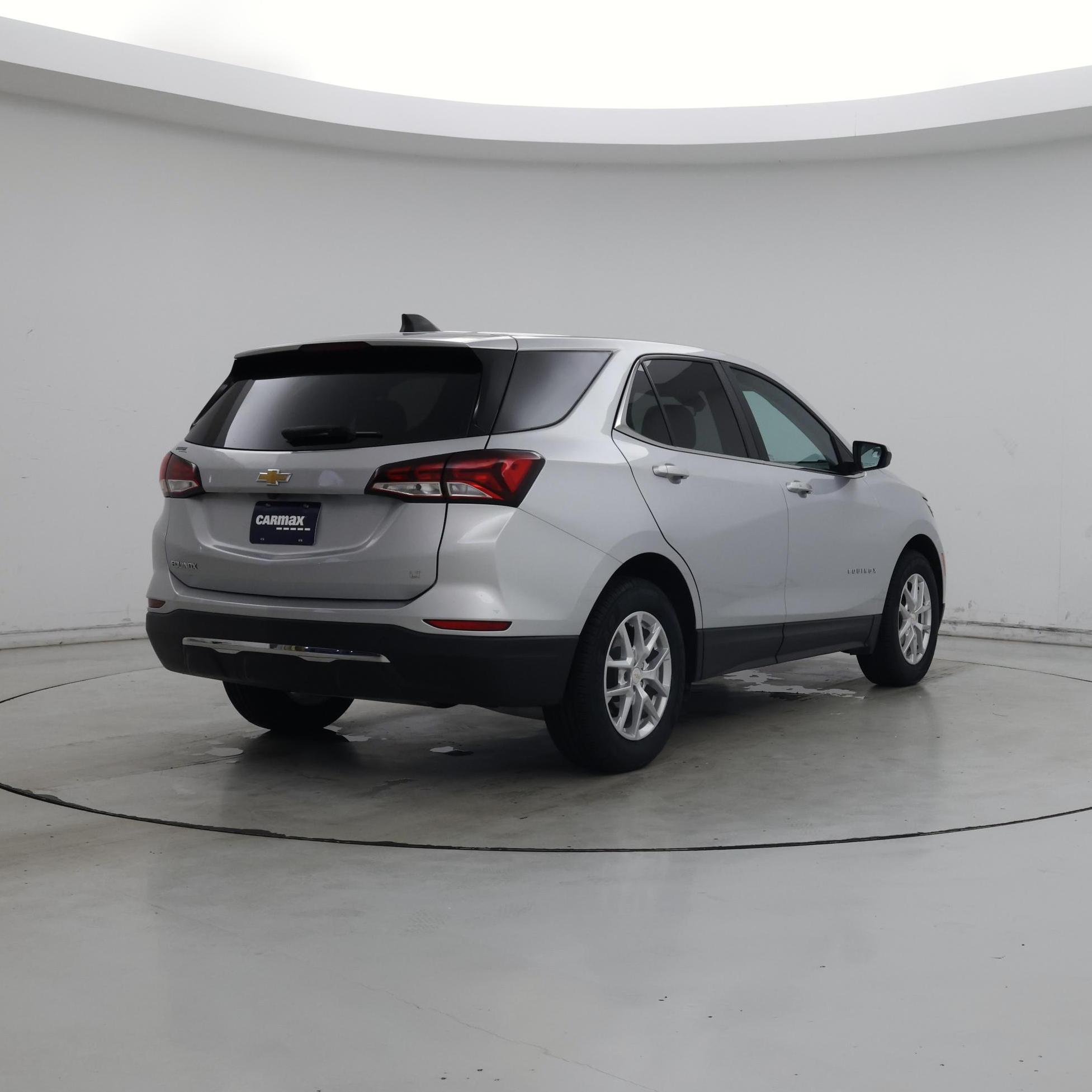 Thumbnail: 2022 Chevrolet Equinox - 8