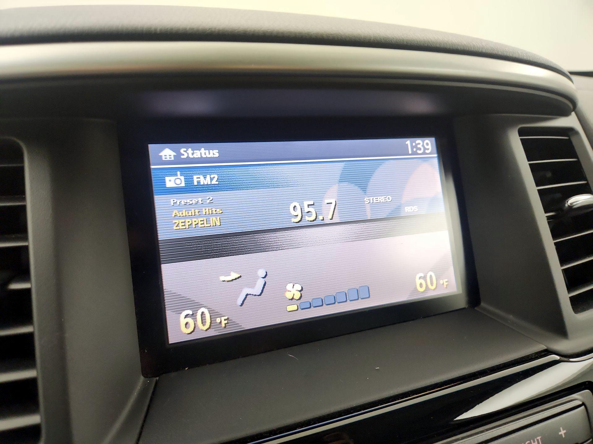 Thumbnail: 2015 Nissan Pathfinder - 13
