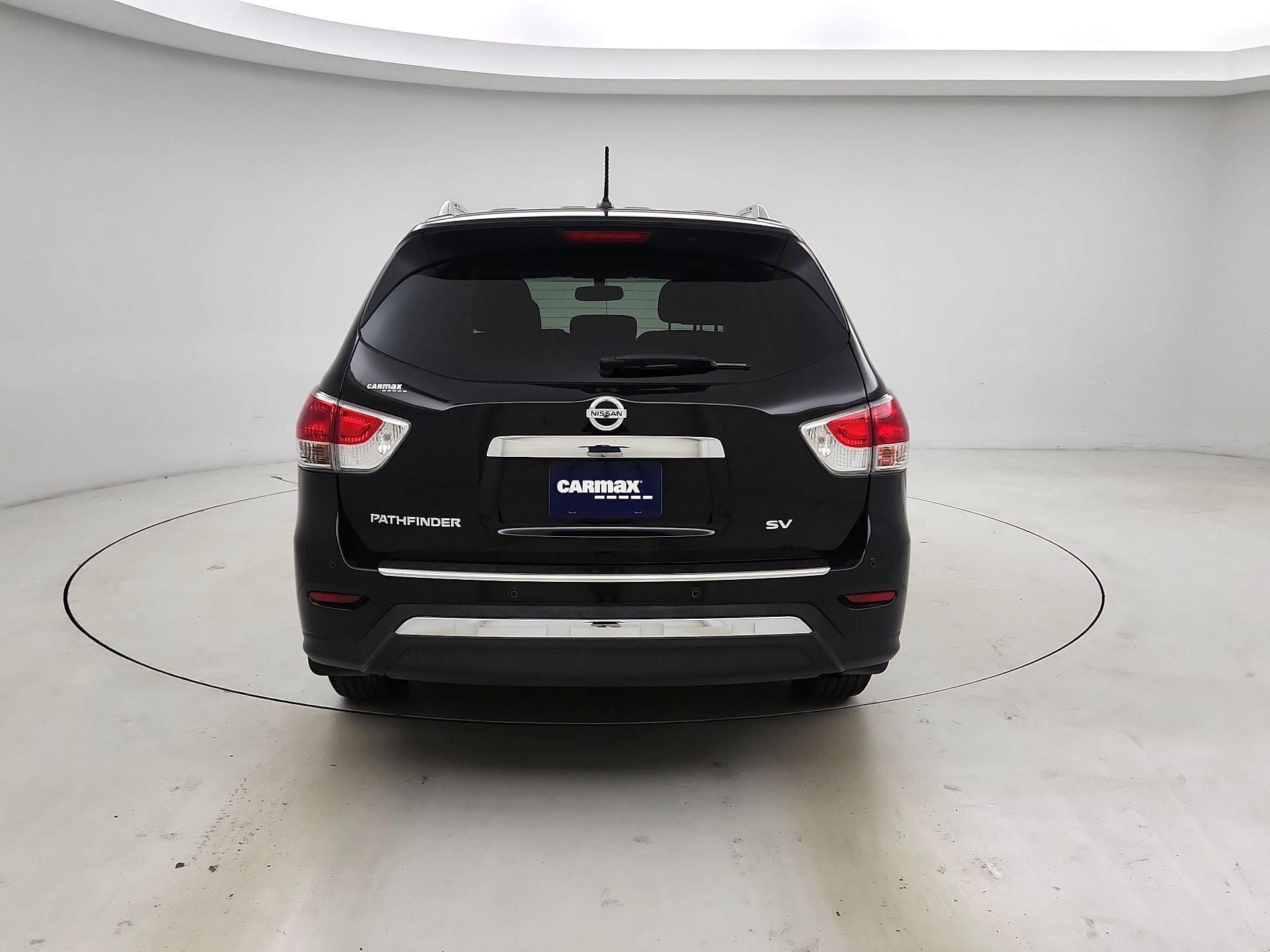 Thumbnail: 2015 Nissan Pathfinder - 6