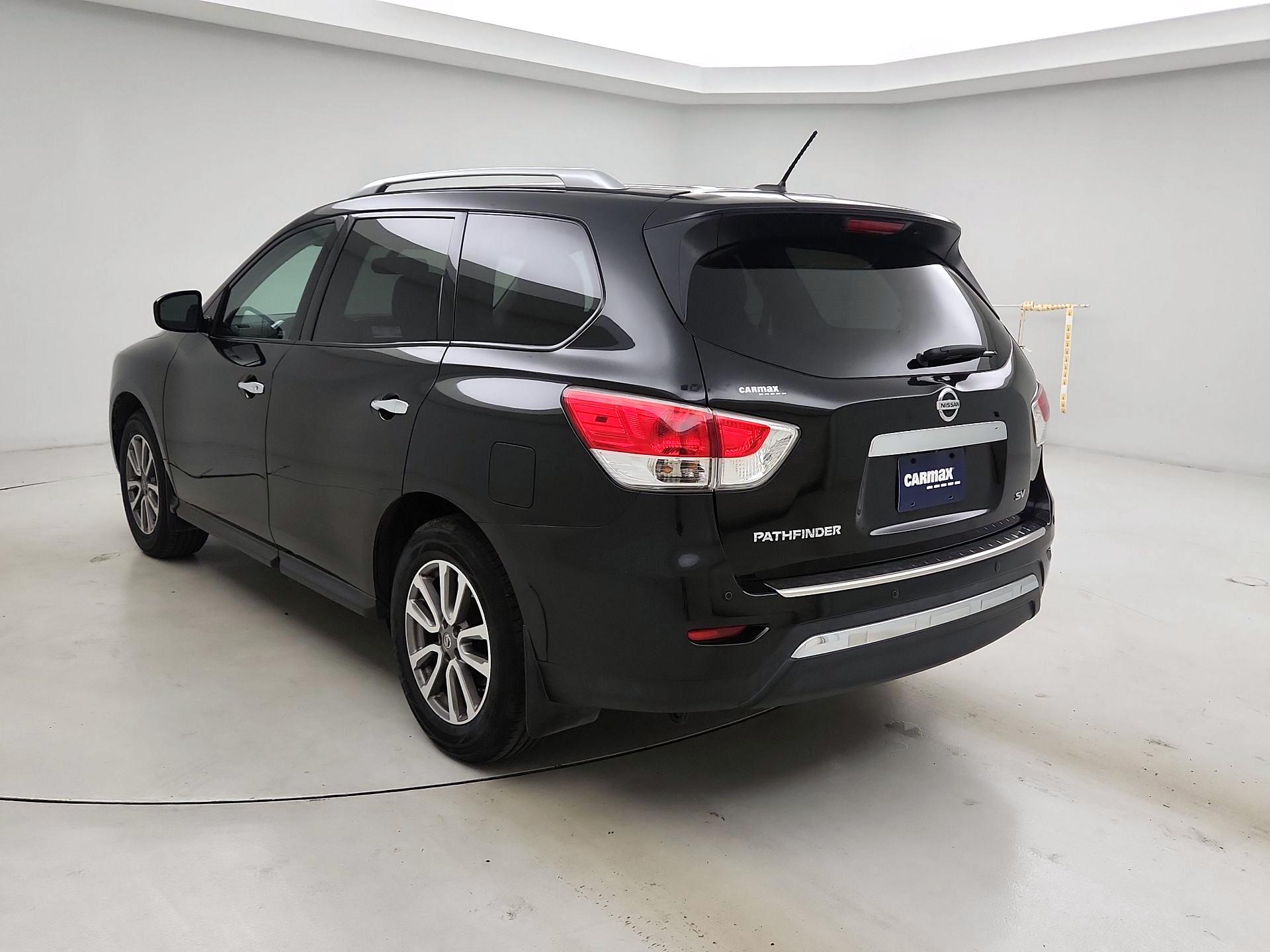 Thumbnail: 2015 Nissan Pathfinder - 7
