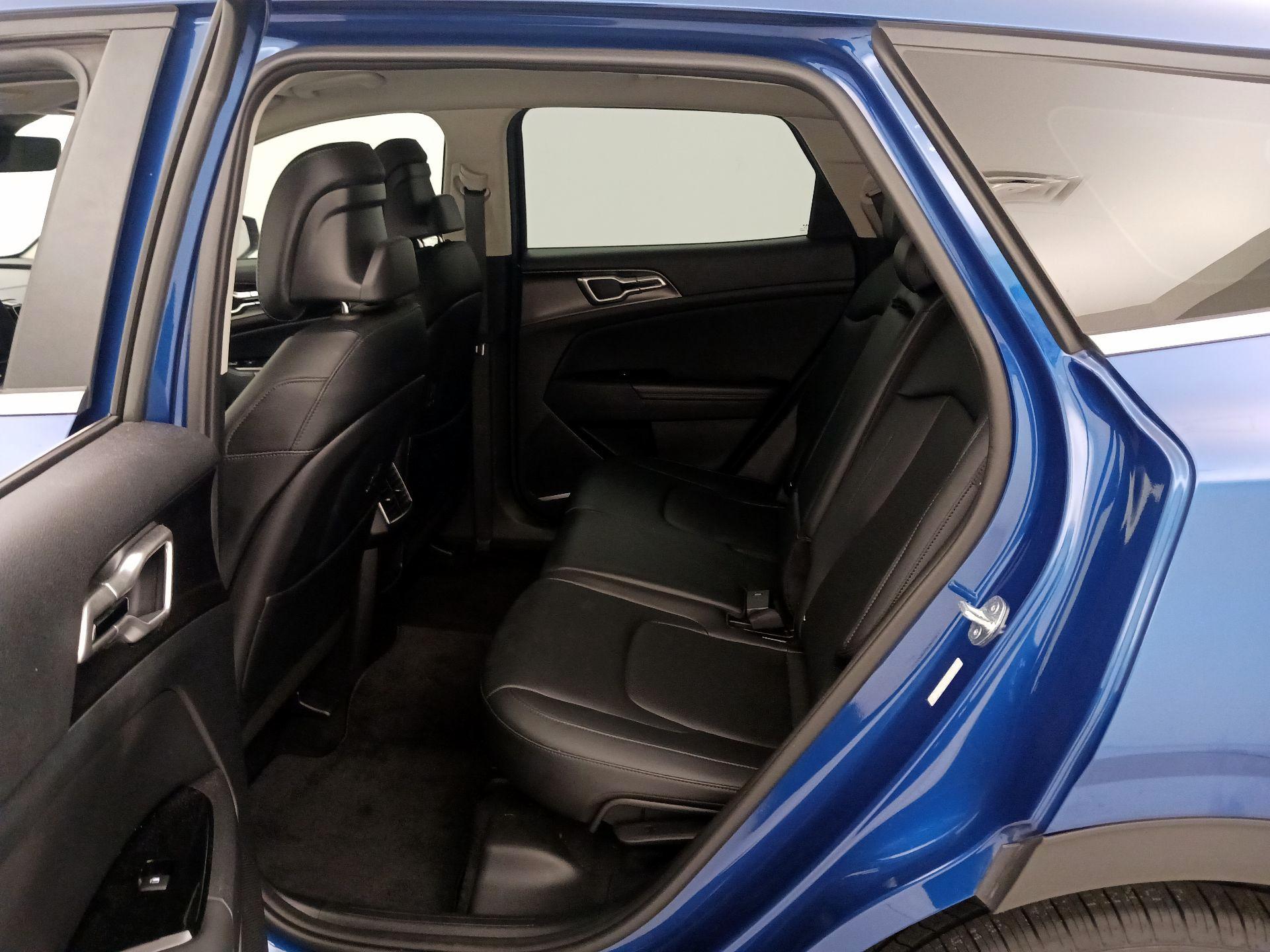 Thumbnail: 2024 Kia Sportage - 20