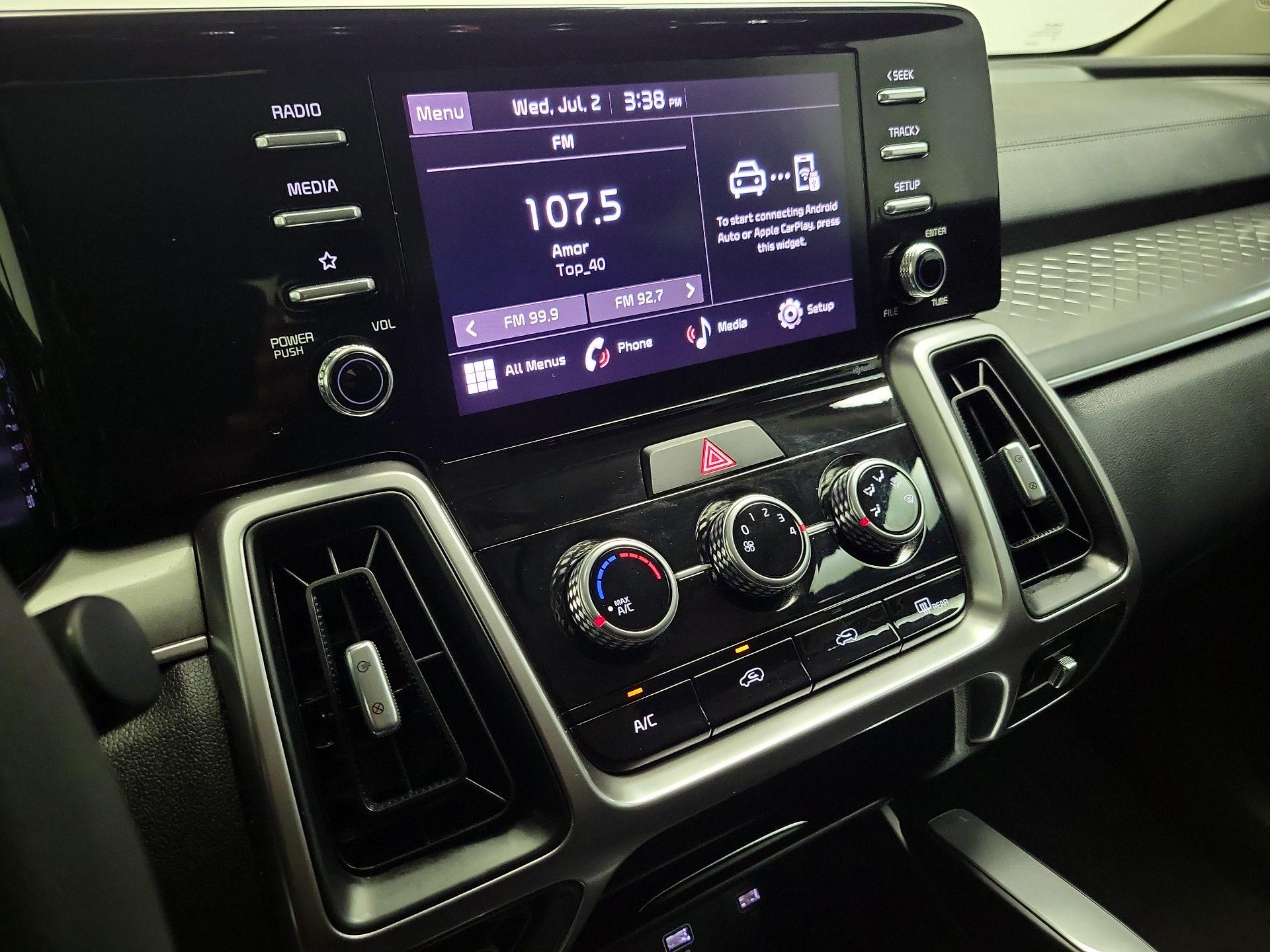 Thumbnail: 2023 Kia Sorento - 15
