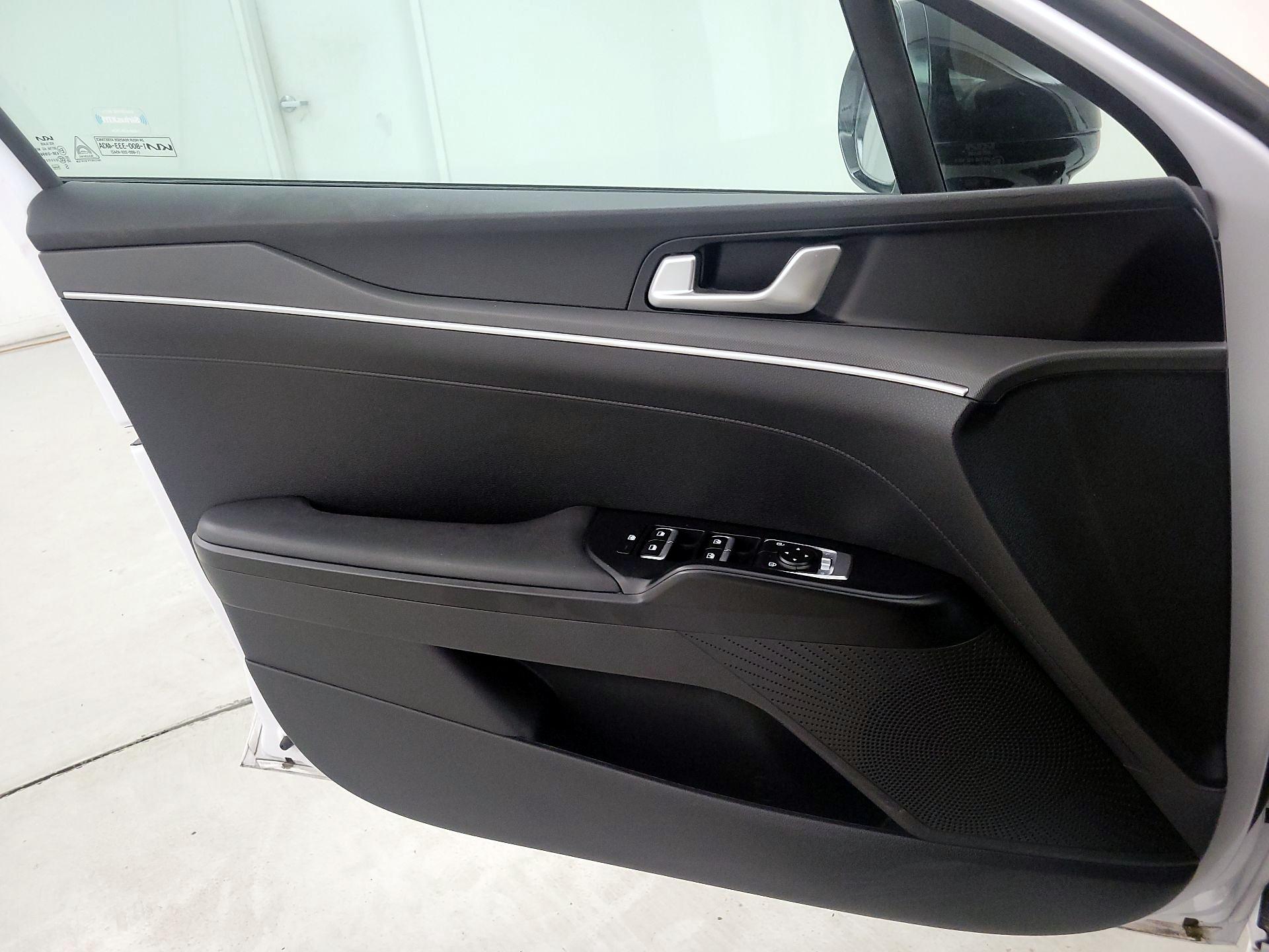 Thumbnail: 2022 Kia K5 - 12