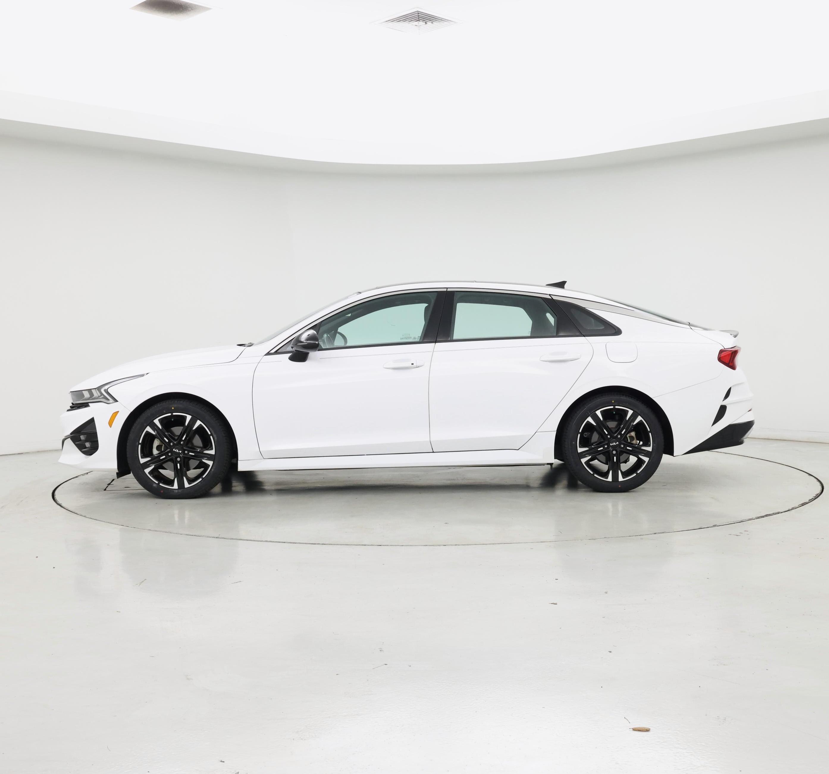 Thumbnail: 2022 Kia K5 - 3