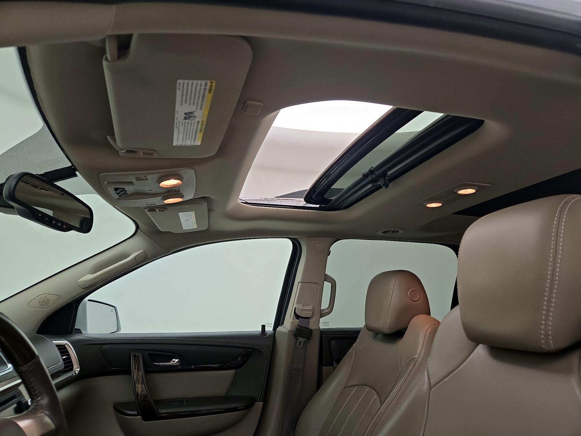 Thumbnail: 2016 GMC Acadia - 19