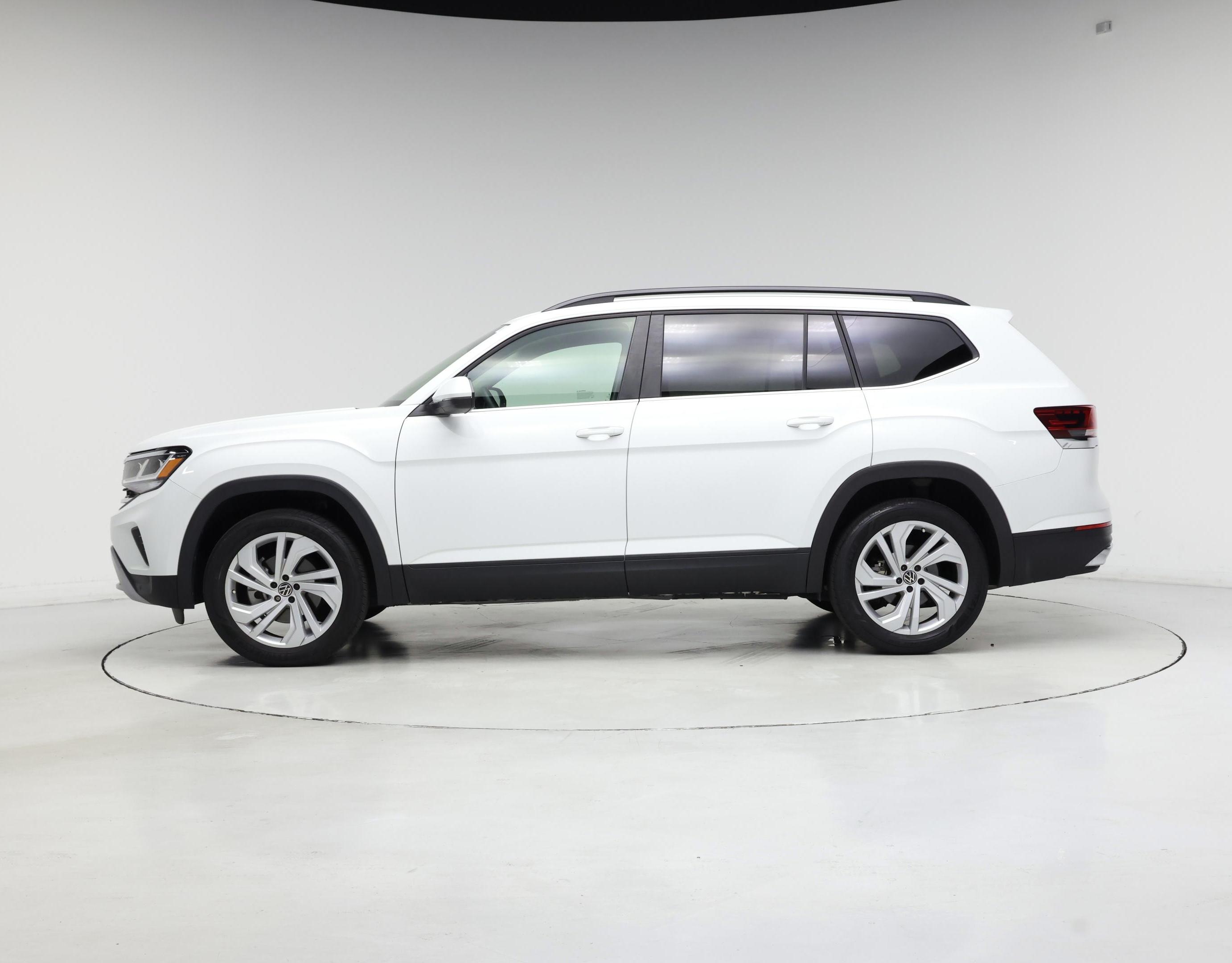 Thumbnail: 2022 Volkswagen Atlas - 3