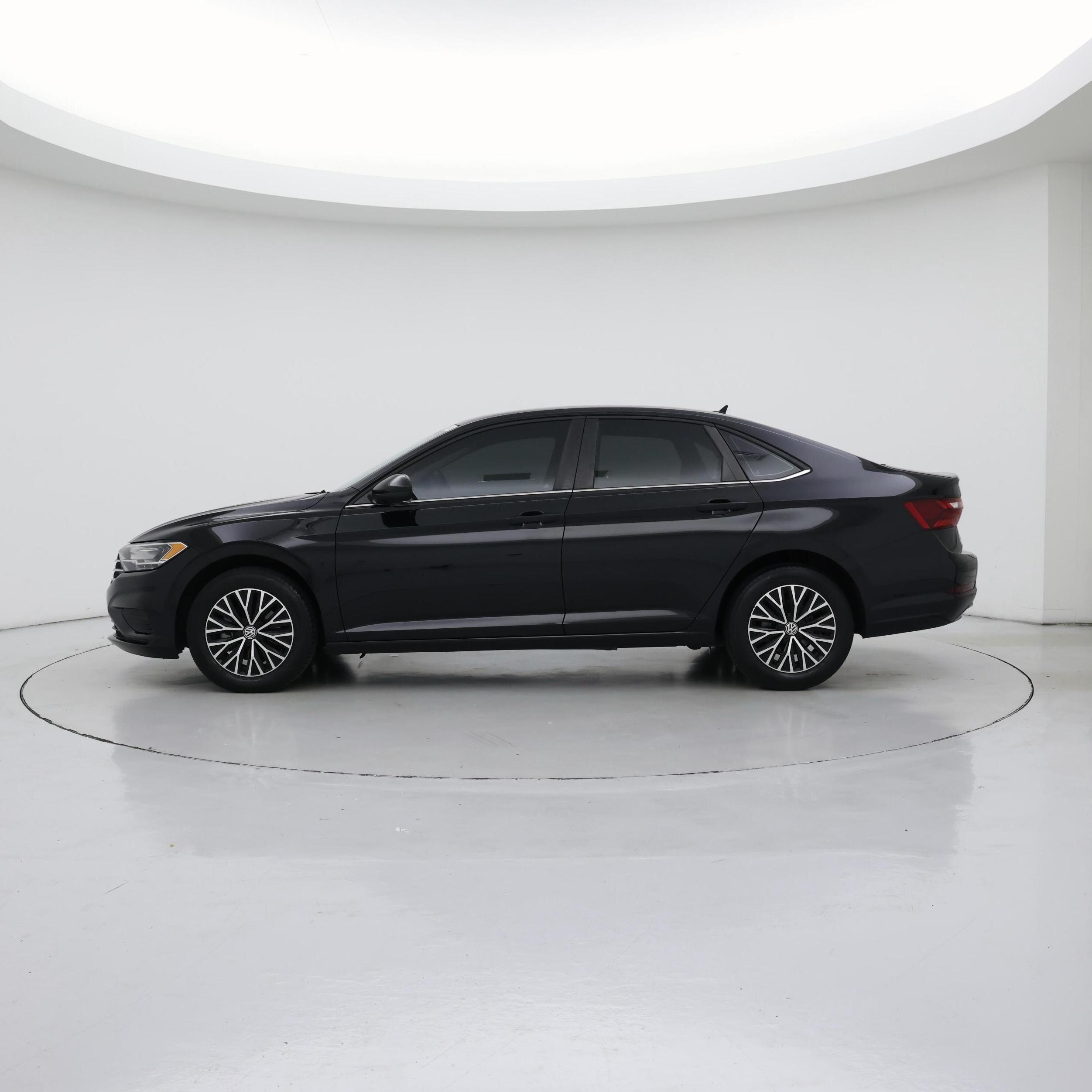 Thumbnail: 2021 Volkswagen Jetta - 3