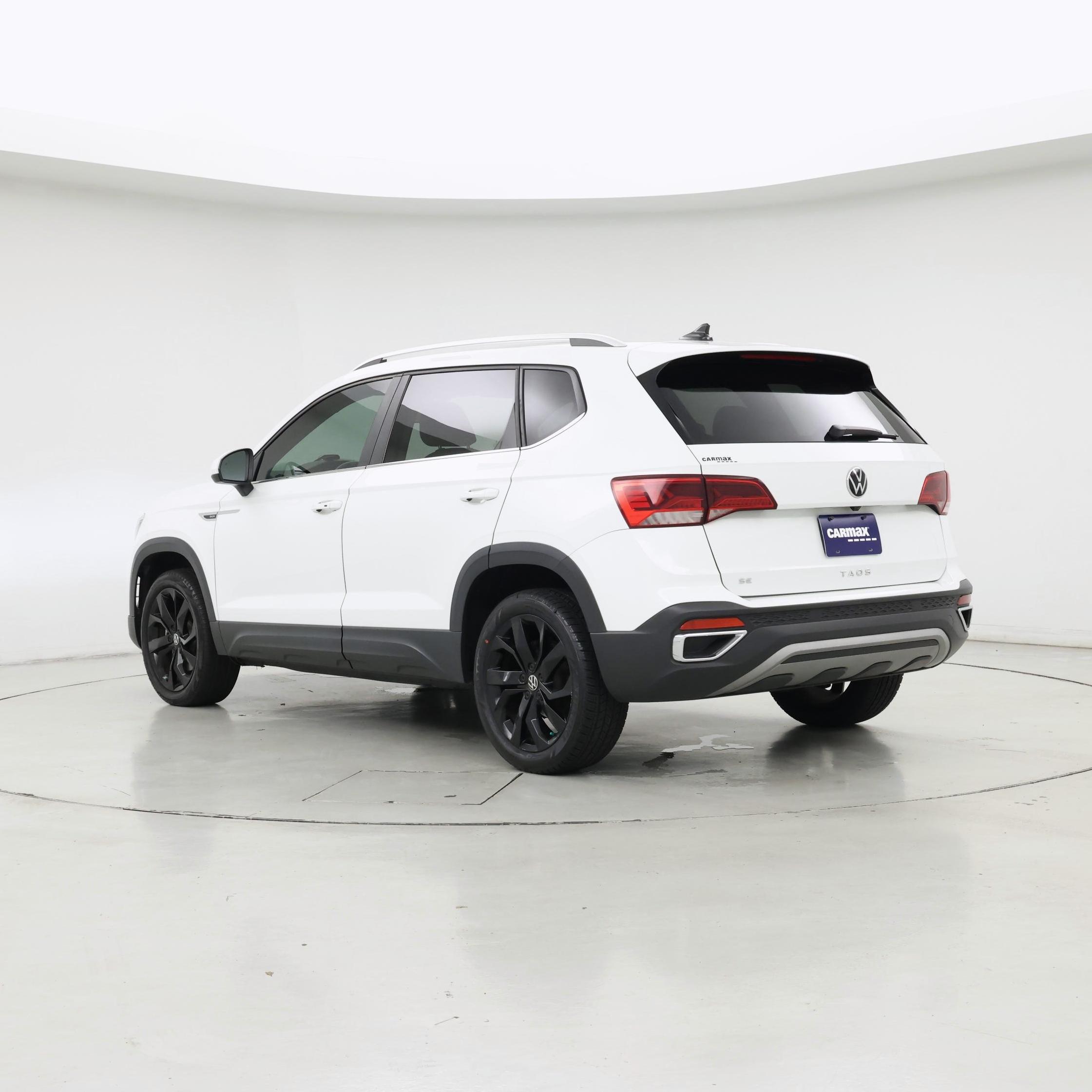 Thumbnail: 2022 Volkswagen Taos - 2