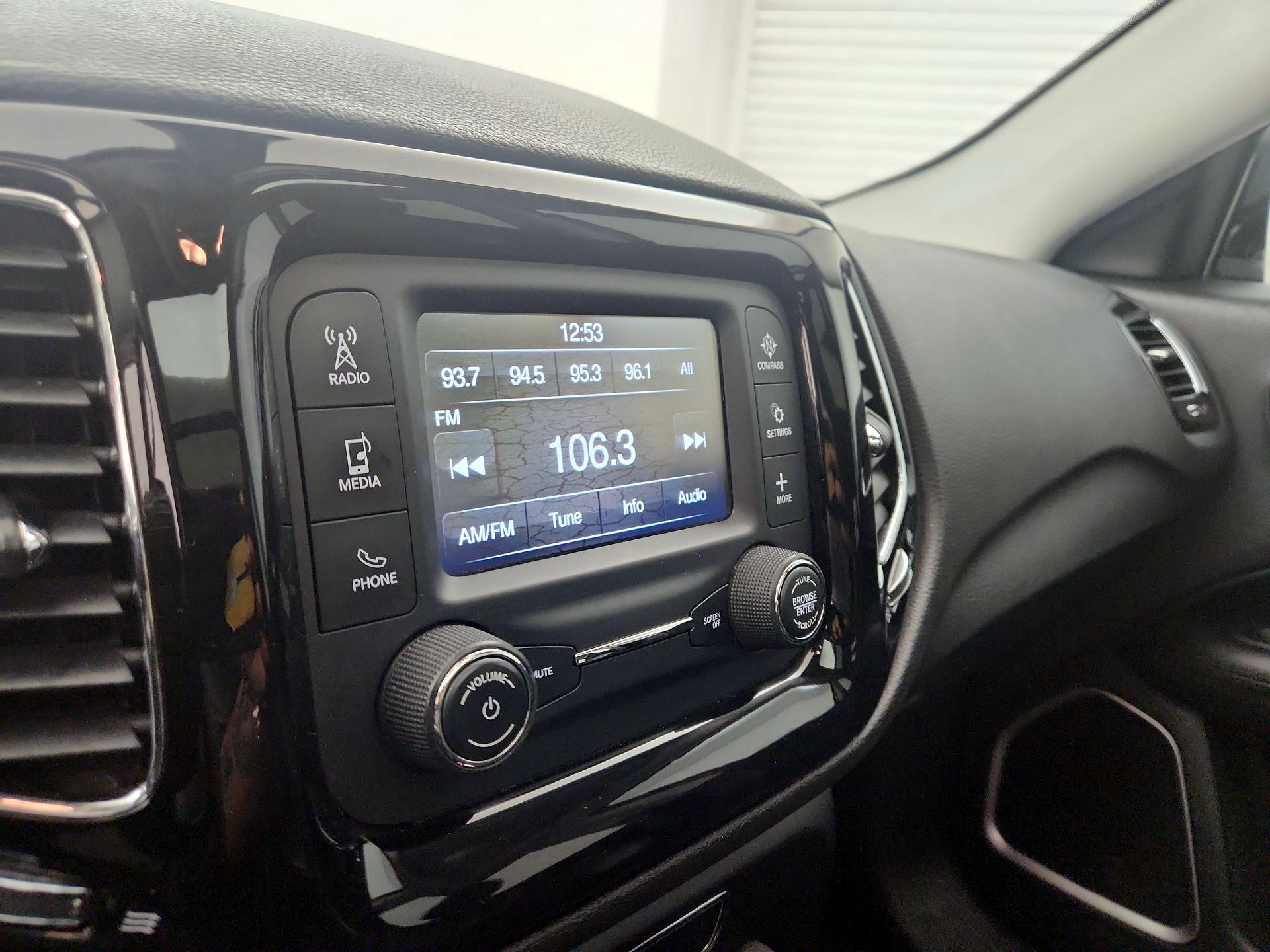 Thumbnail: 2018 Jeep Compass - 15