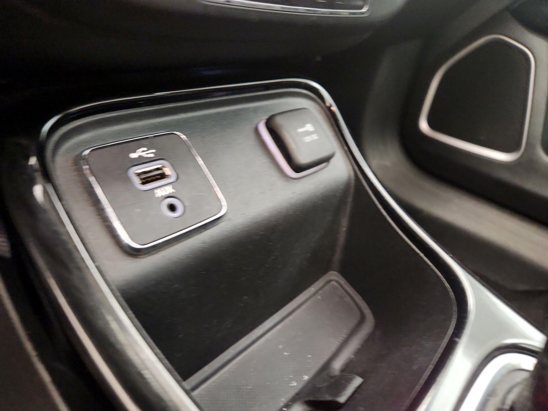 Thumbnail: 2018 Jeep Compass - 18