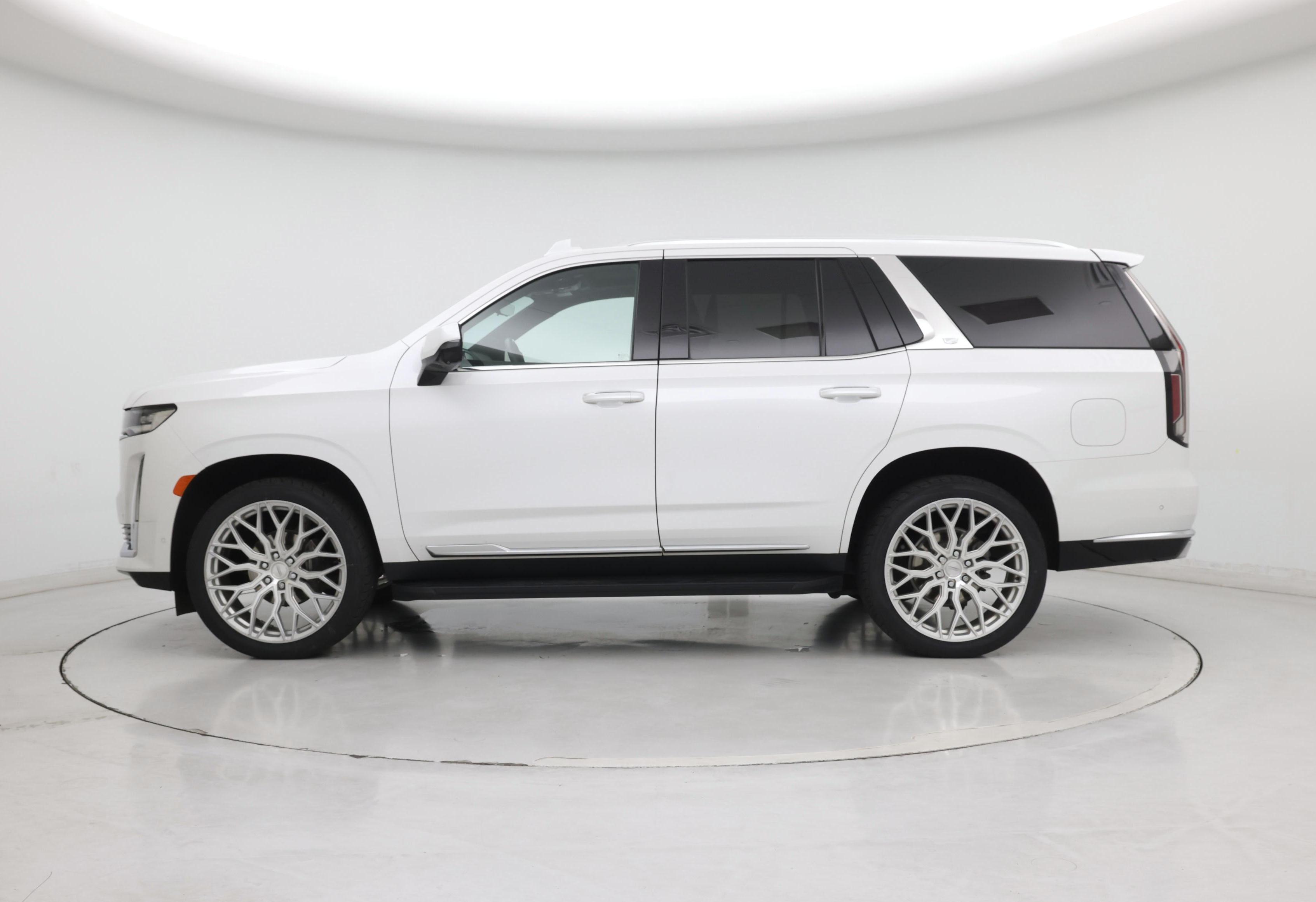 Thumbnail: 2023 Cadillac Escalade - 3