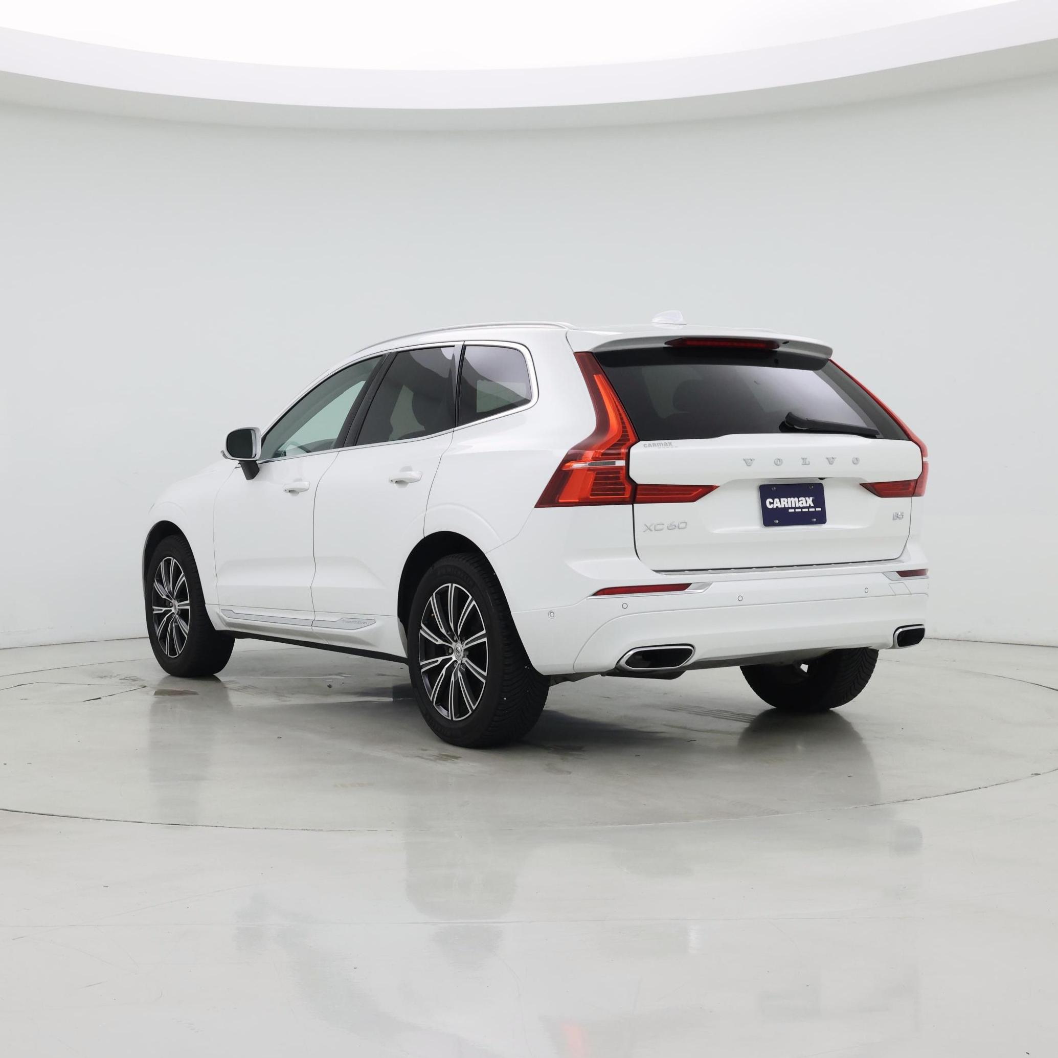 Thumbnail: 2019 Volvo XC60 - 2