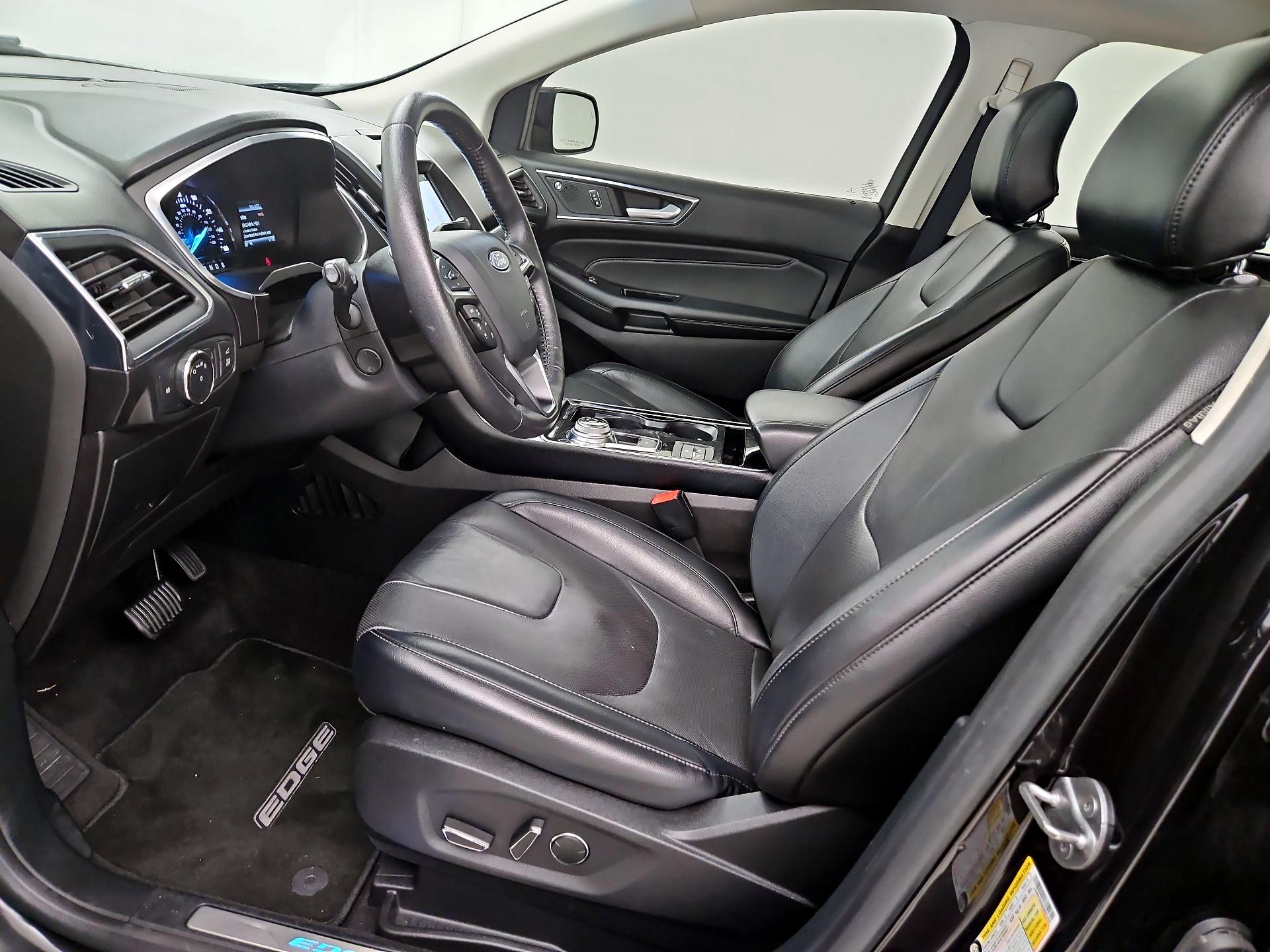 Thumbnail: 2019 Ford Edge - 11