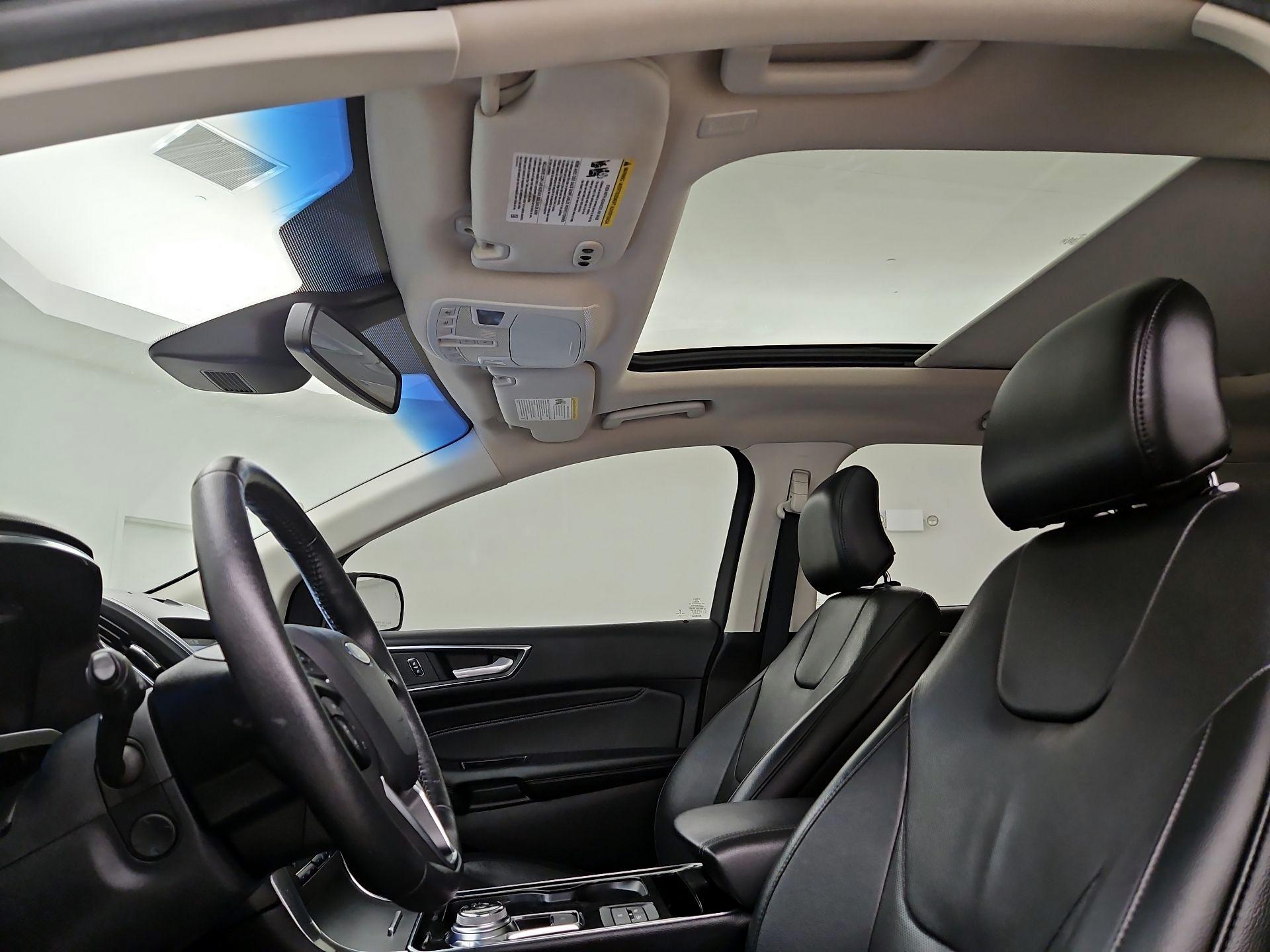 Thumbnail: 2019 Ford Edge - 20
