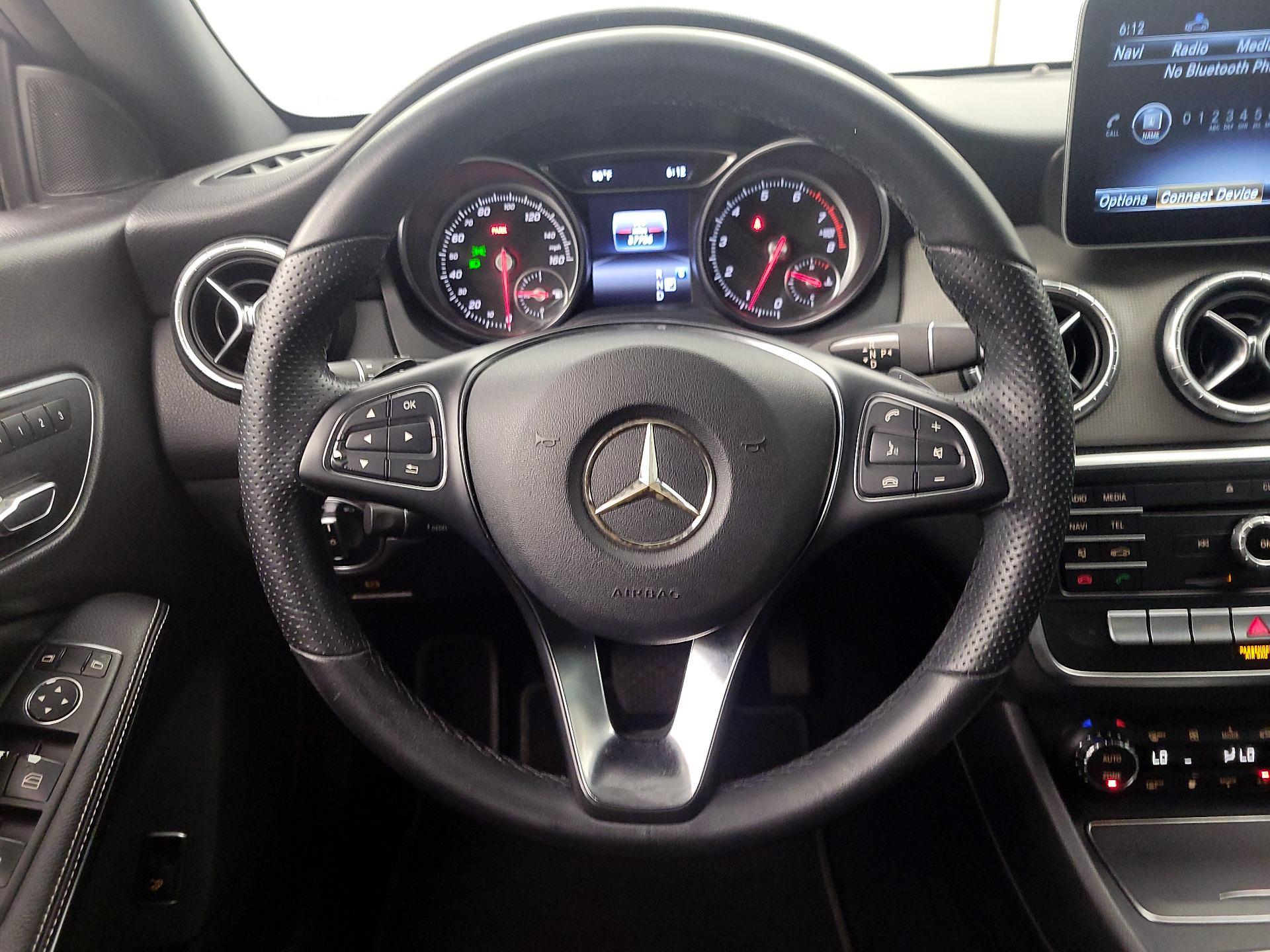 Thumbnail: 2019 Mercedes-Benz CLA - 10