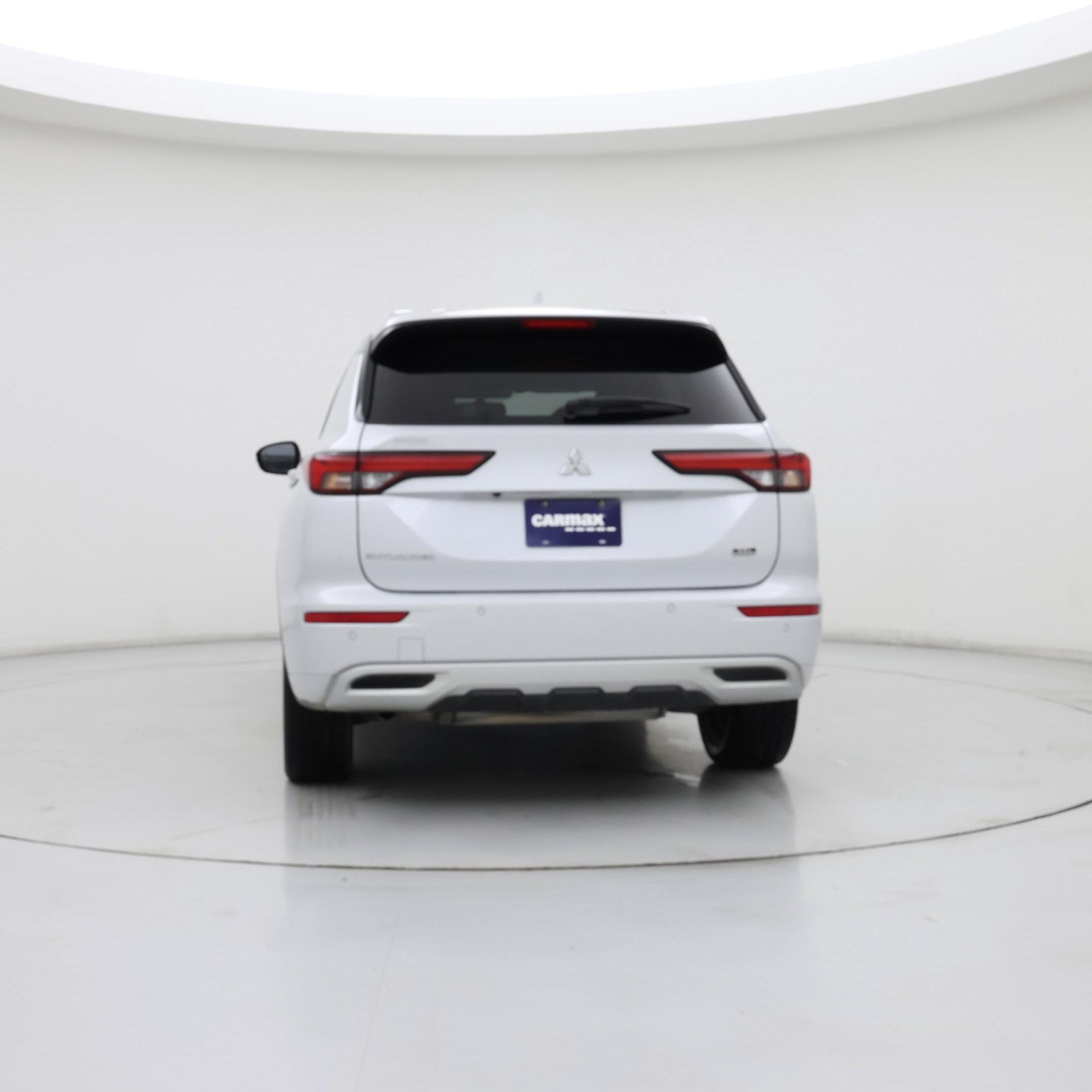 Thumbnail: 2022 Mitsubishi Outlander - 6