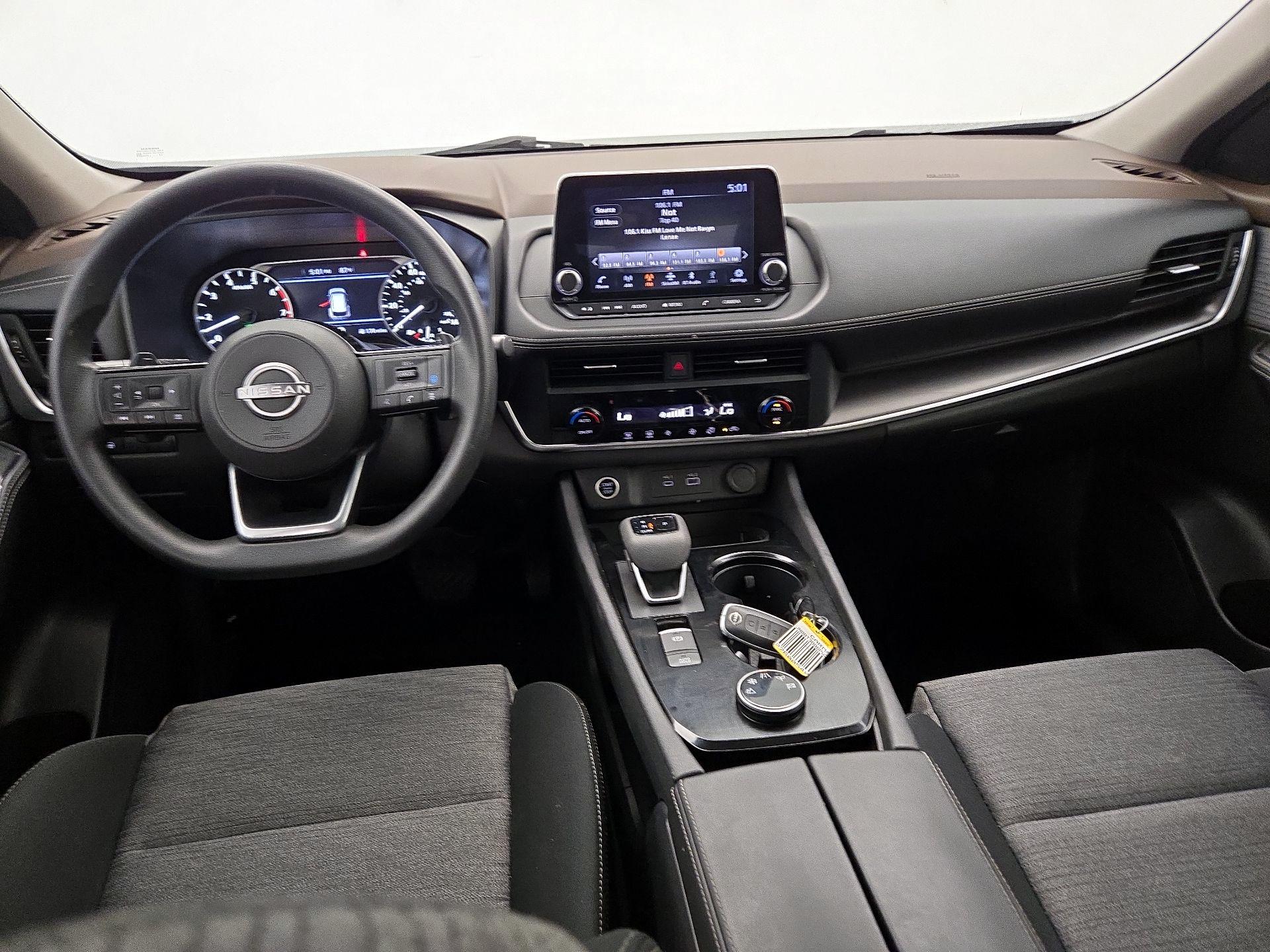 Thumbnail: 2023 Nissan Rogue - 9