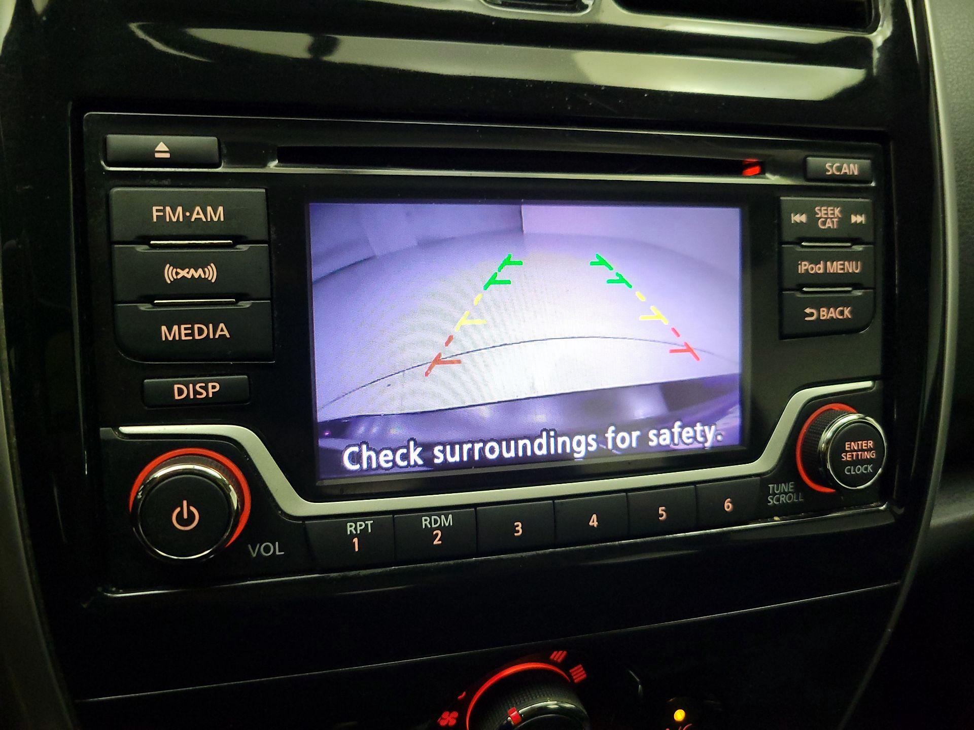 Thumbnail: 2017 Nissan Versa Note - 14