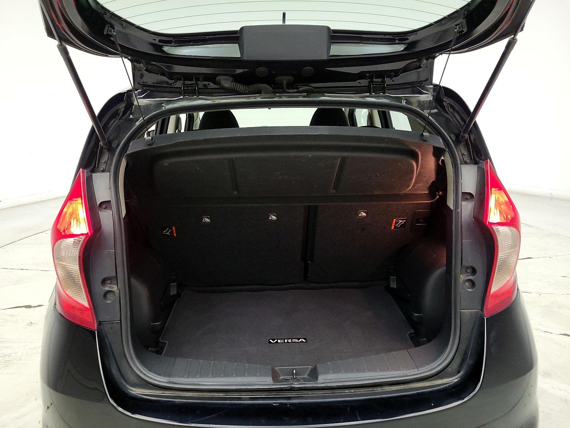 Thumbnail: 2017 Nissan Versa Note - 20