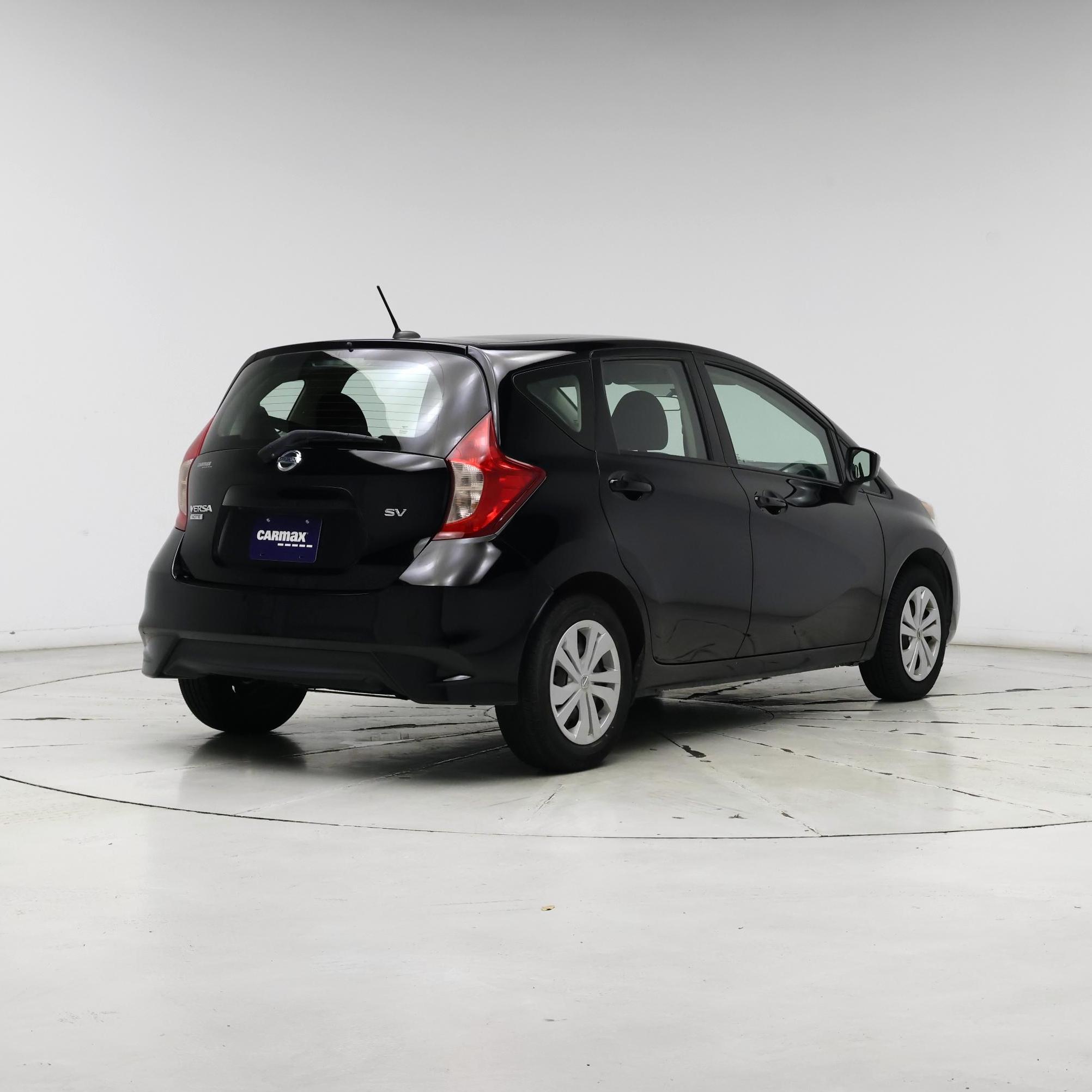 Thumbnail: 2017 Nissan Versa Note - 8
